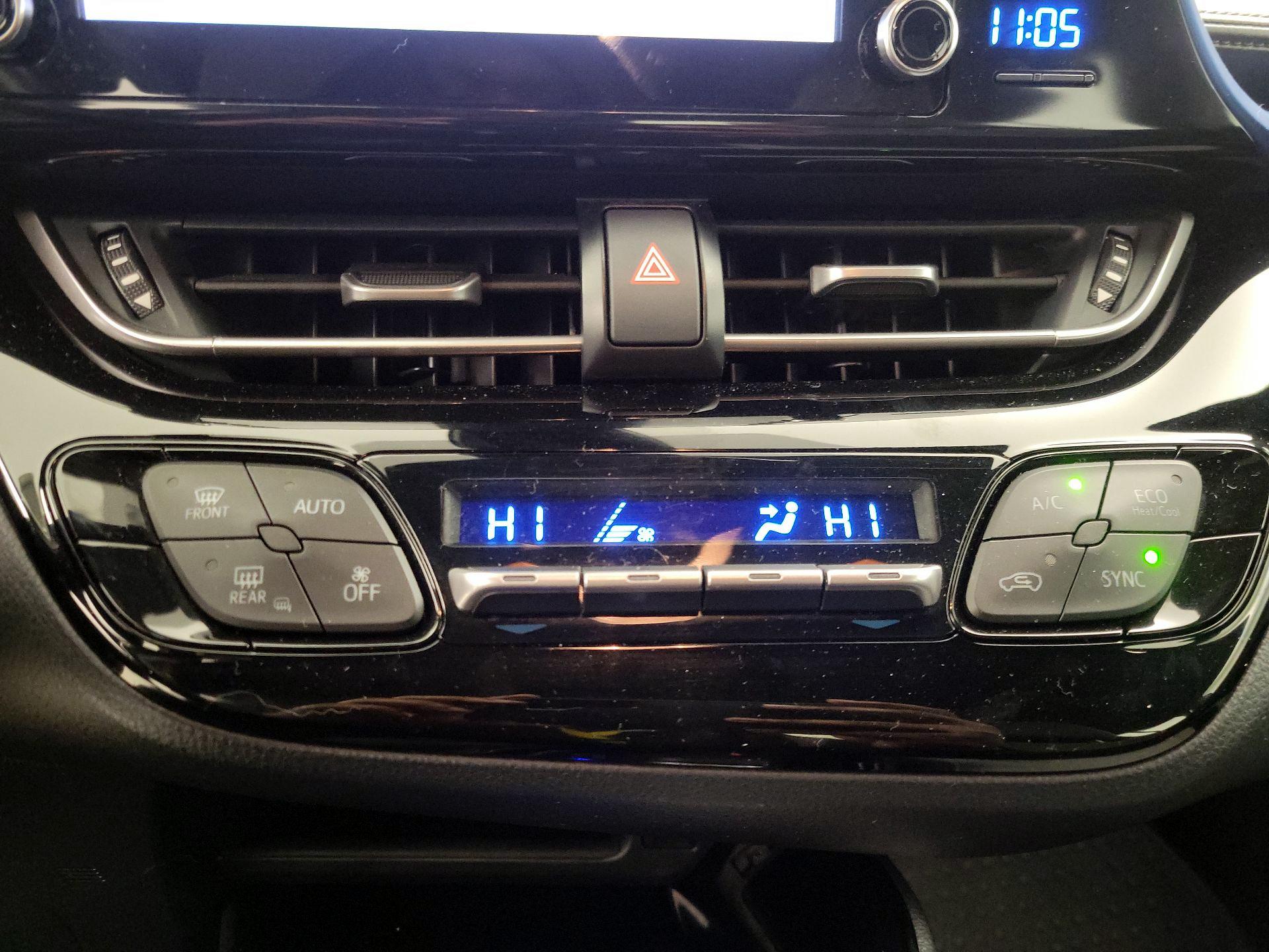 Thumbnail: 2019 Toyota C-HR - 16