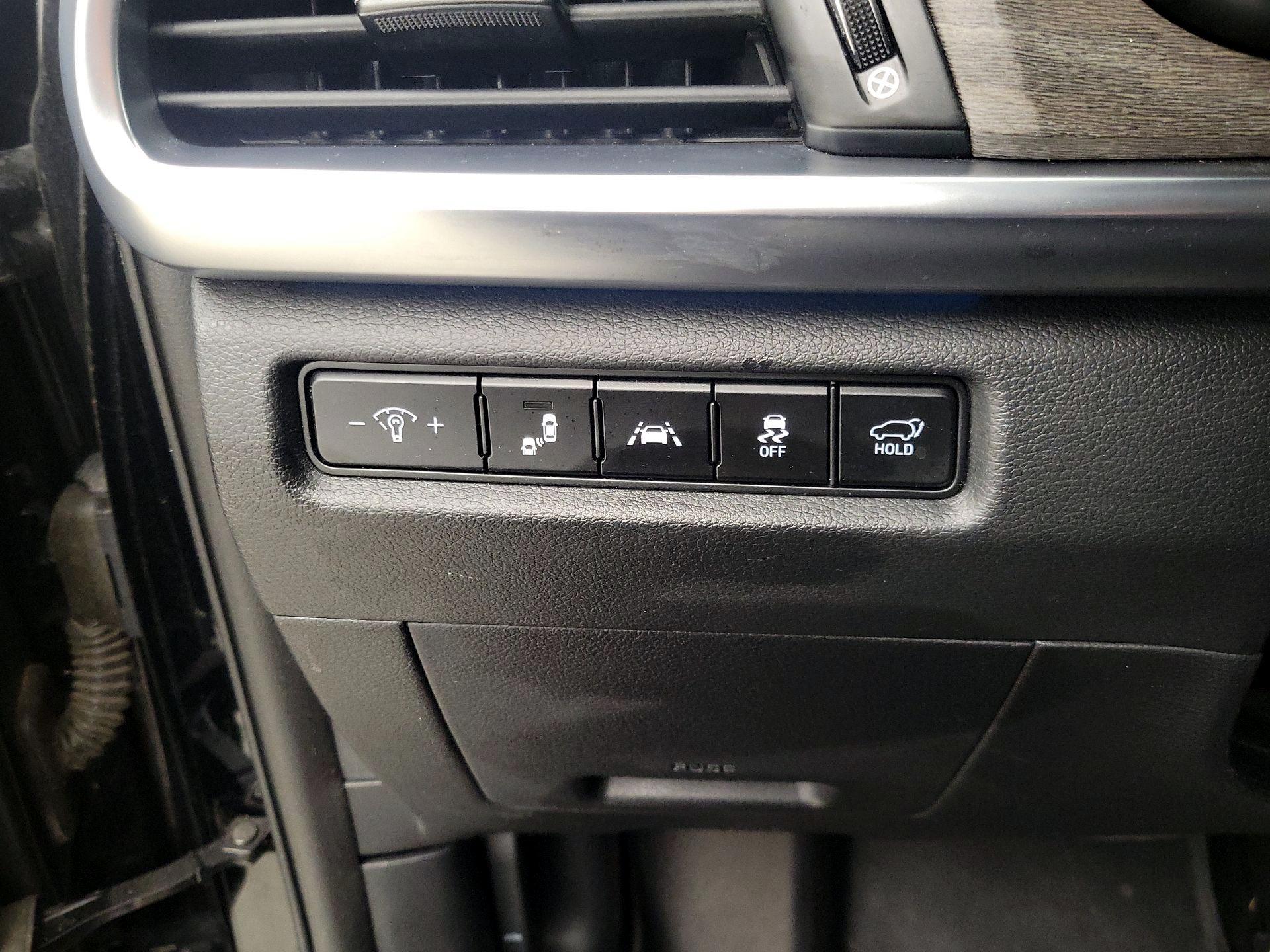 Thumbnail: 2021 Kia Telluride - 13