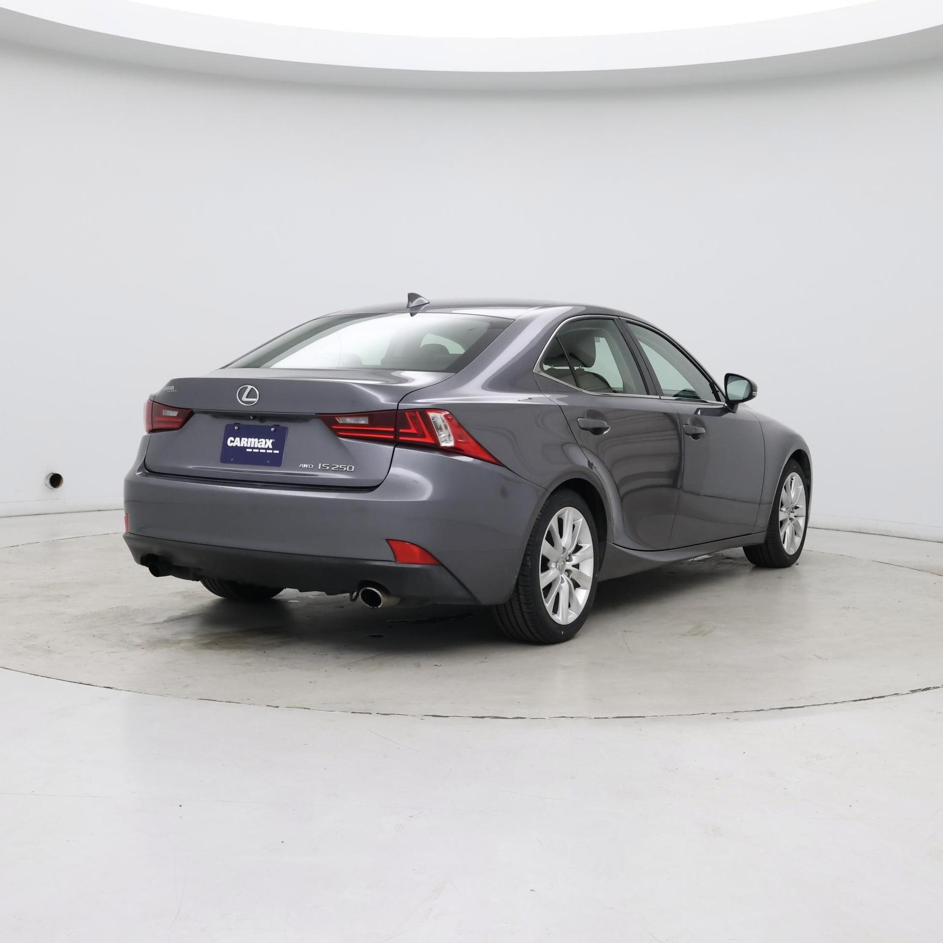 Thumbnail: 2015 Lexus IS - 8