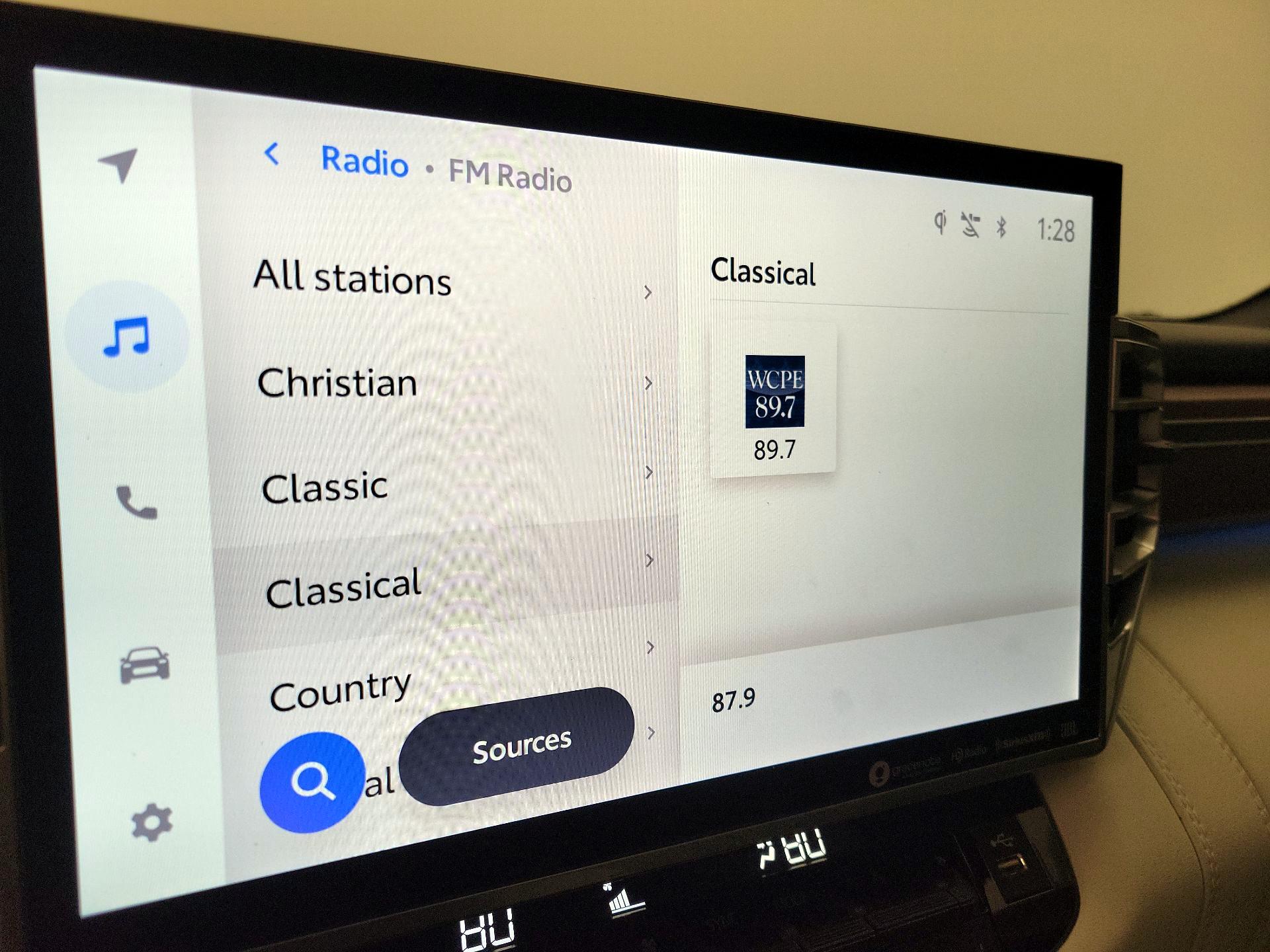 Thumbnail: 2023 Toyota Tundra - 16