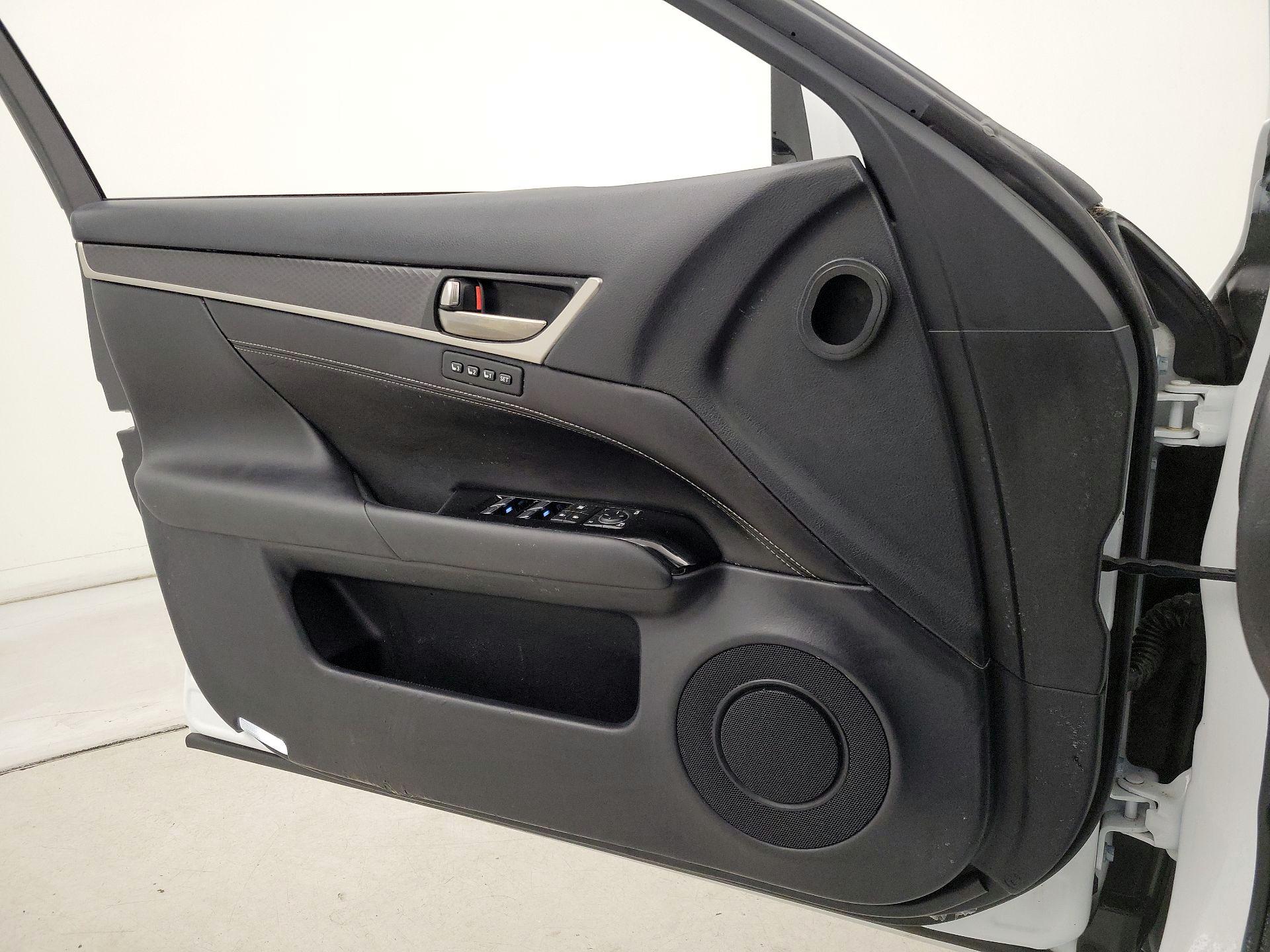 Thumbnail: 2019 Lexus GS - 12