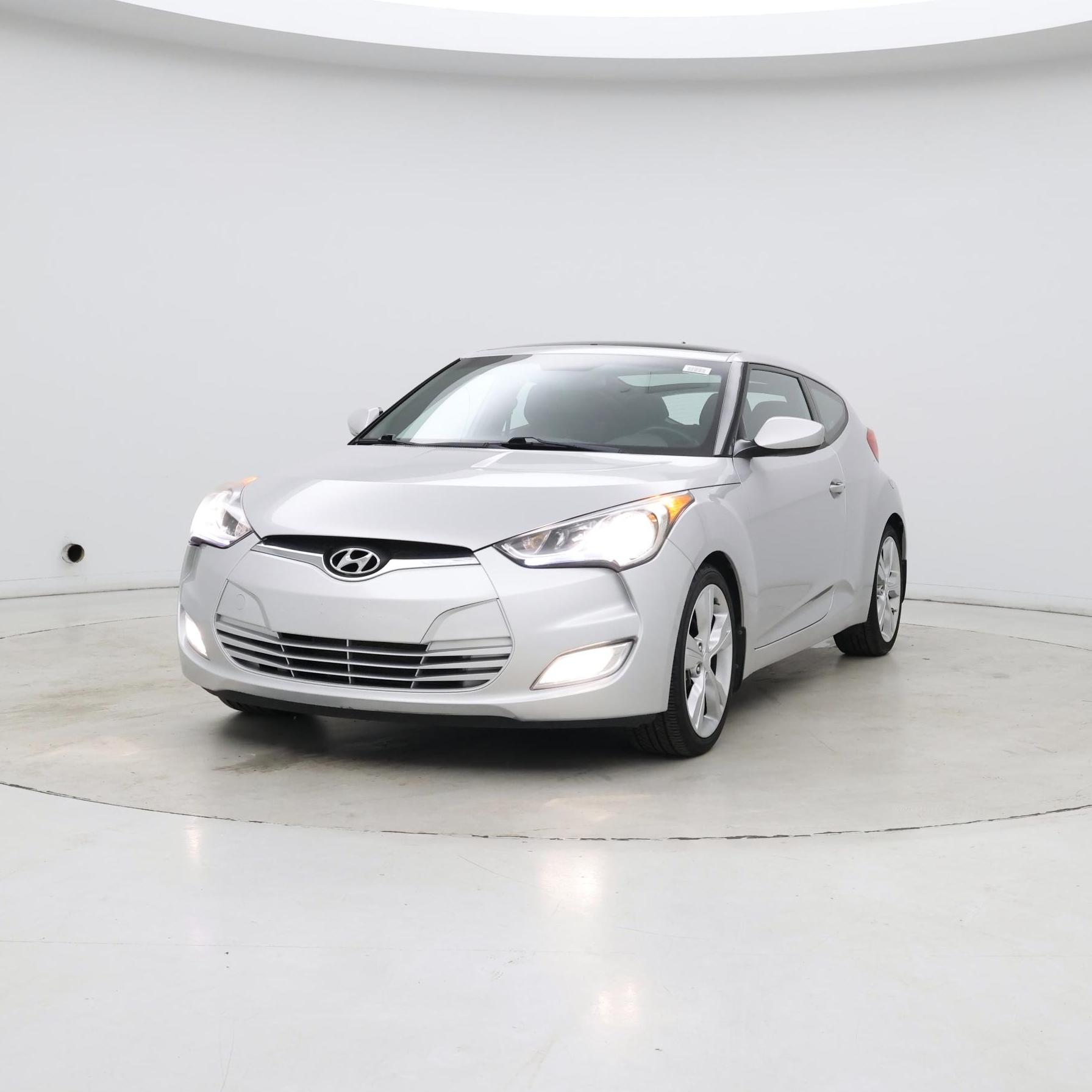 Thumbnail: 2017 Hyundai Veloster - 4