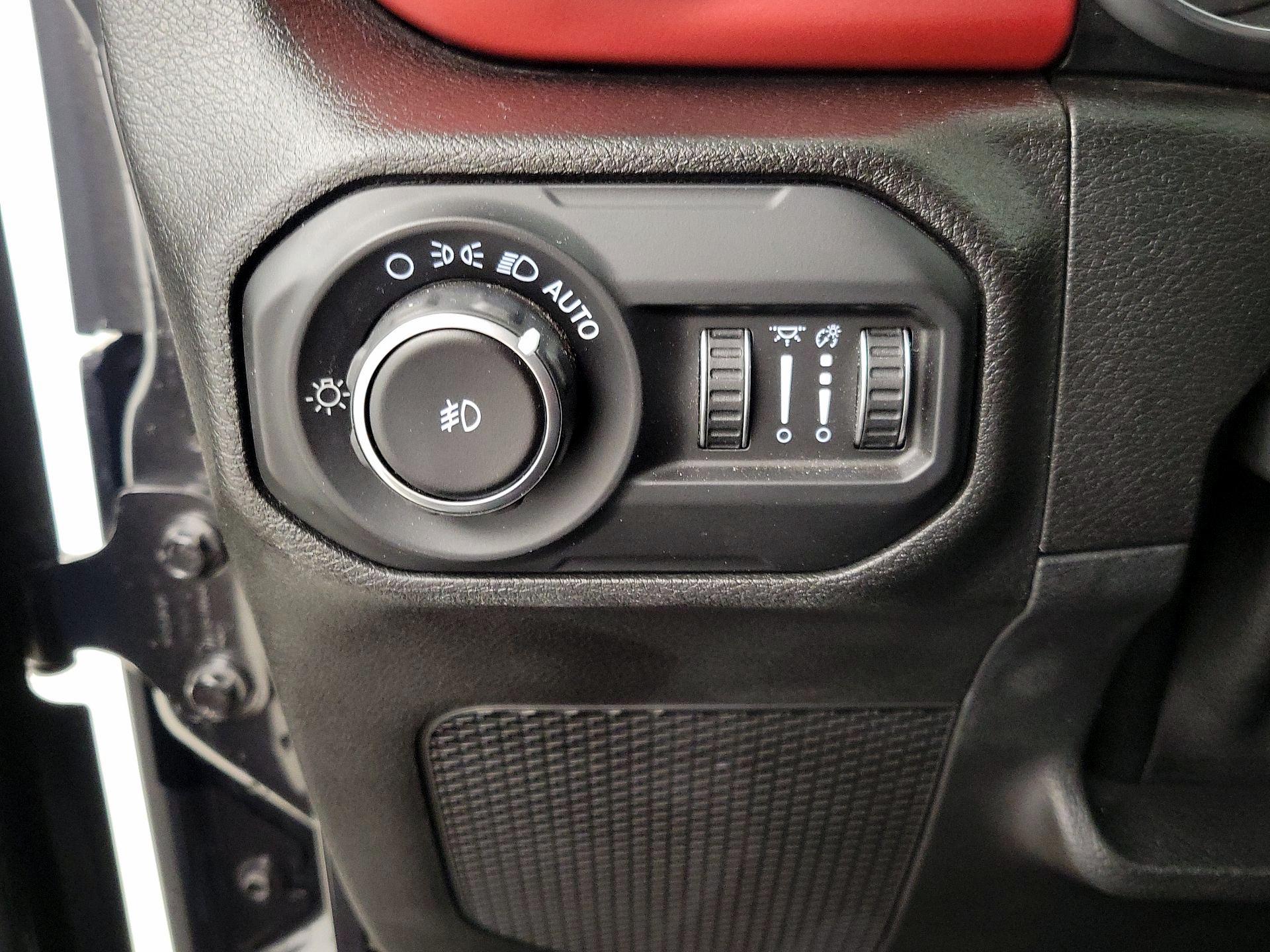 Thumbnail: 2020 Jeep Wrangler - 13