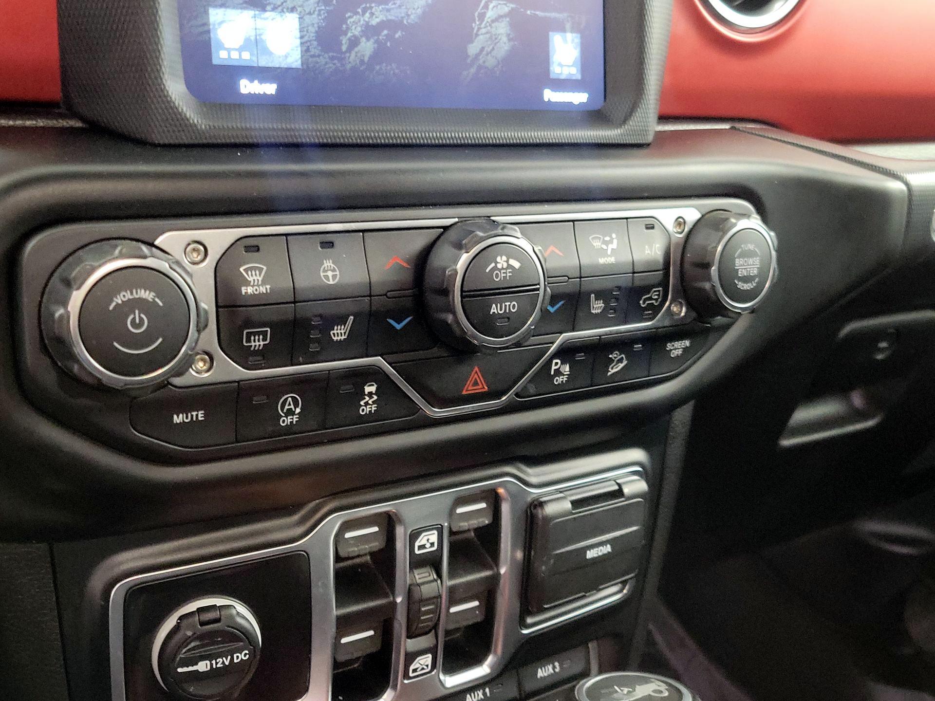 Thumbnail: 2020 Jeep Wrangler - 16