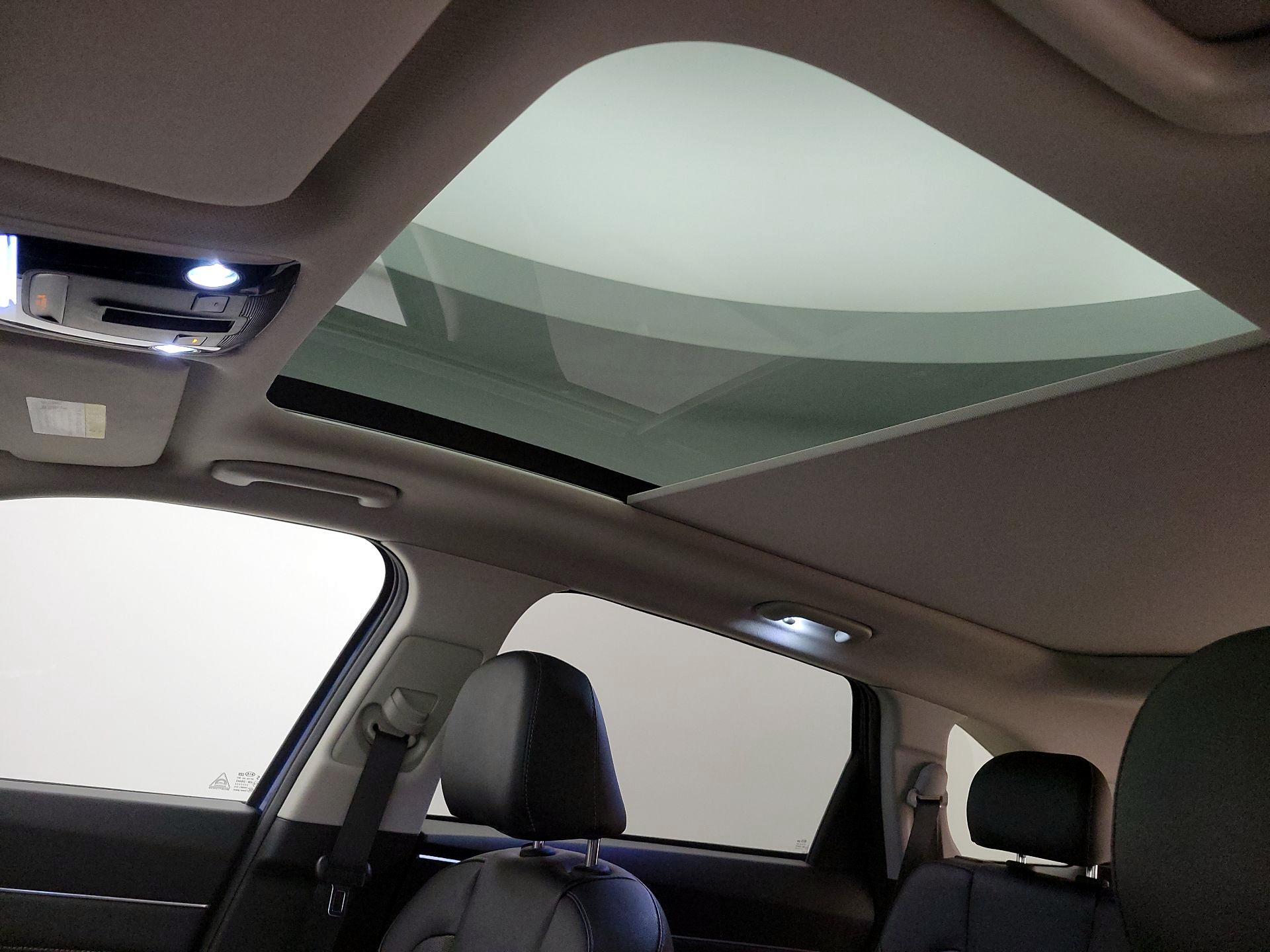 Thumbnail: 2021 Kia Sorento - 19