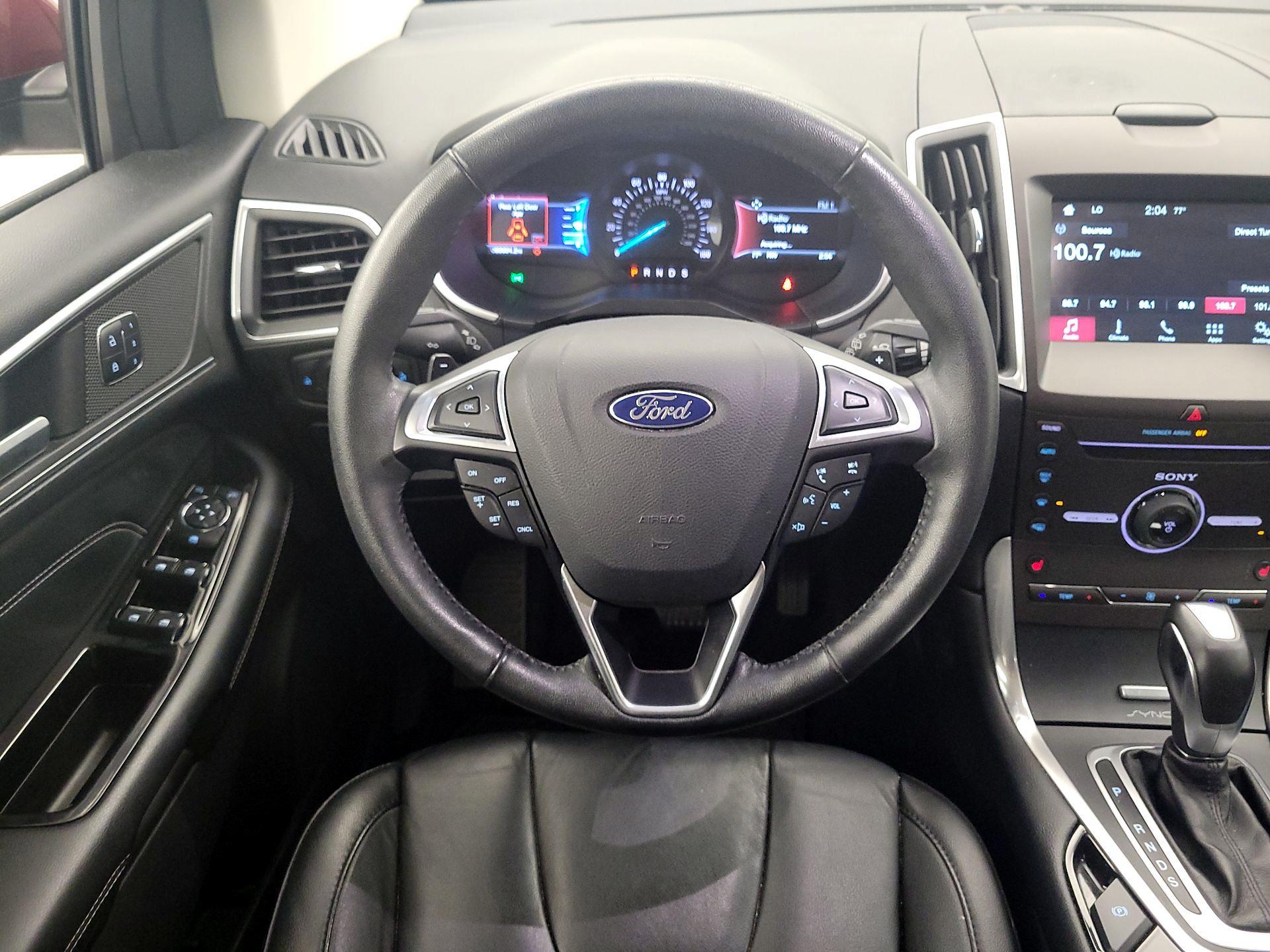 Thumbnail: 2016 Ford Edge - 10