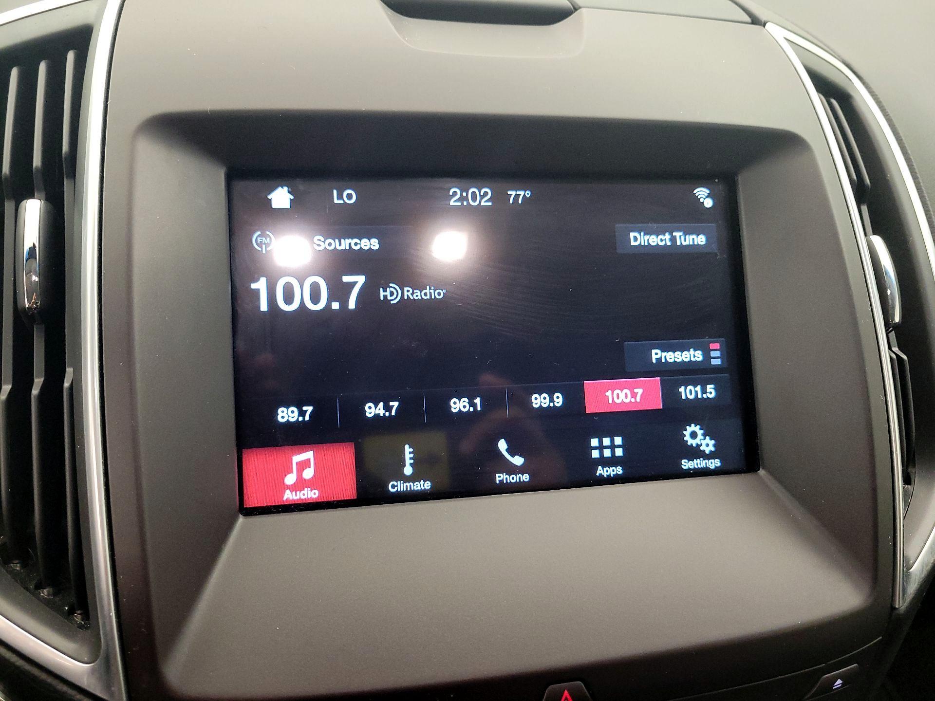 Thumbnail: 2016 Ford Edge - 15