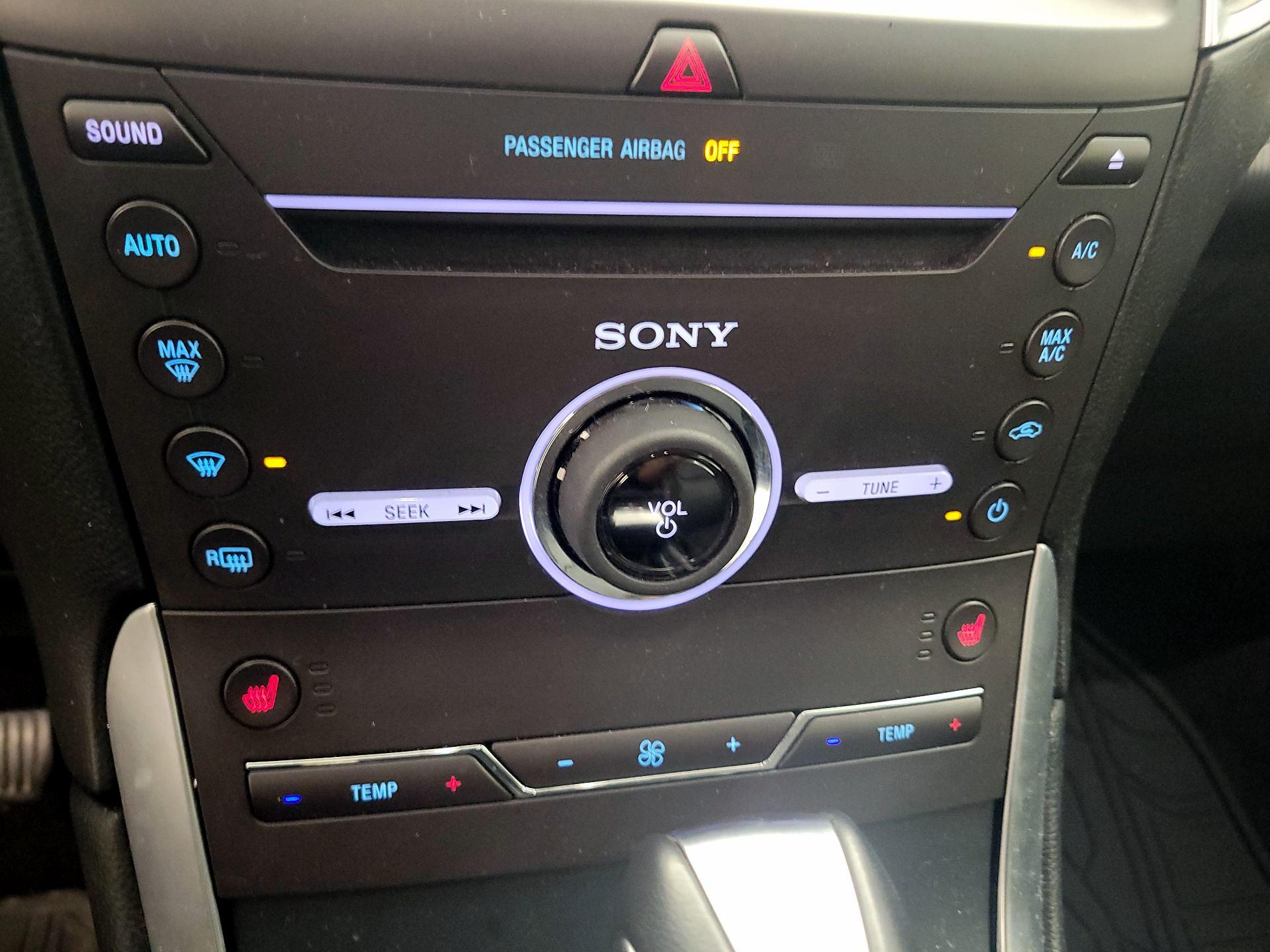 Thumbnail: 2016 Ford Edge - 16