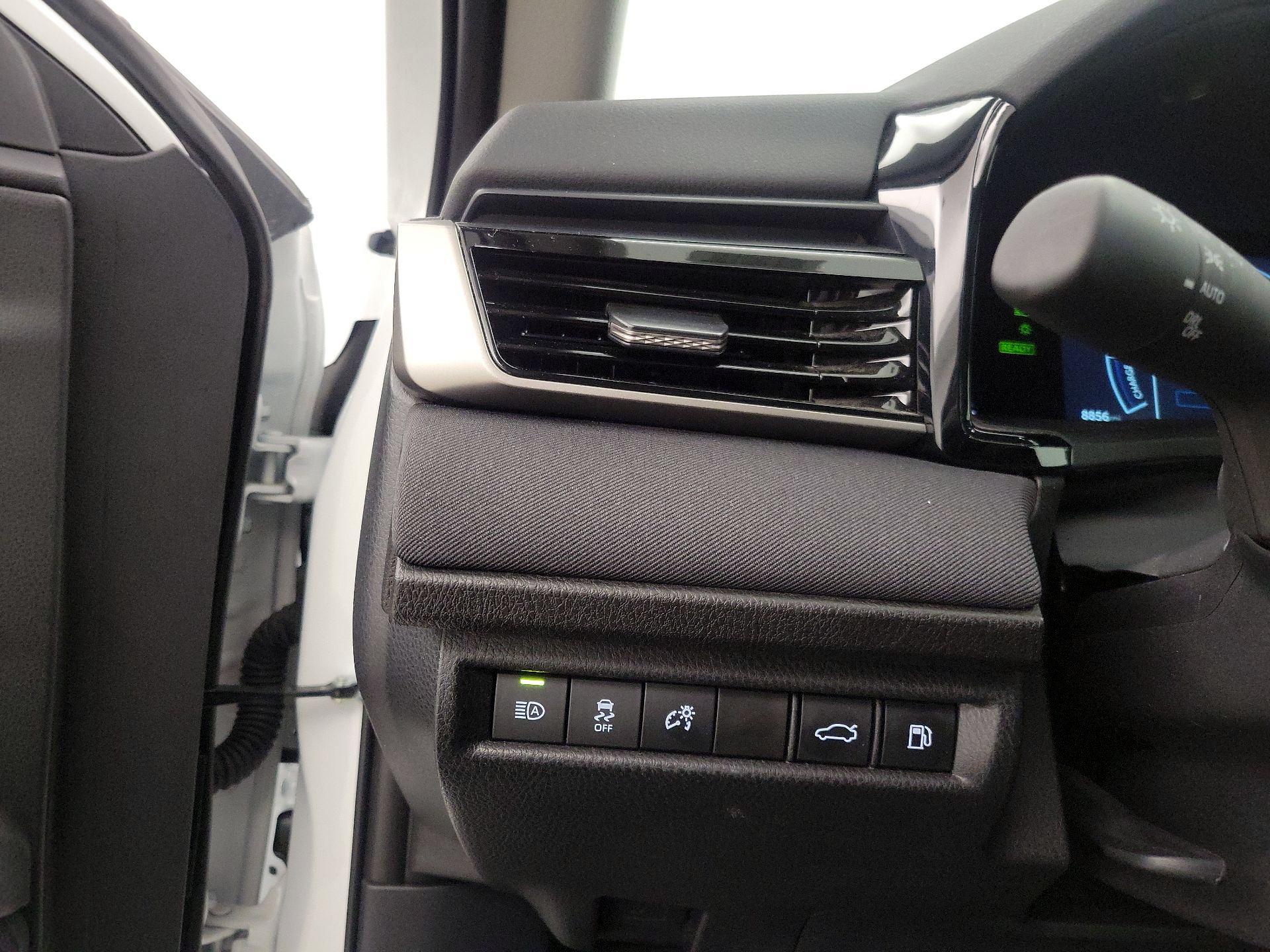 Thumbnail: 2025 Toyota Camry - 13