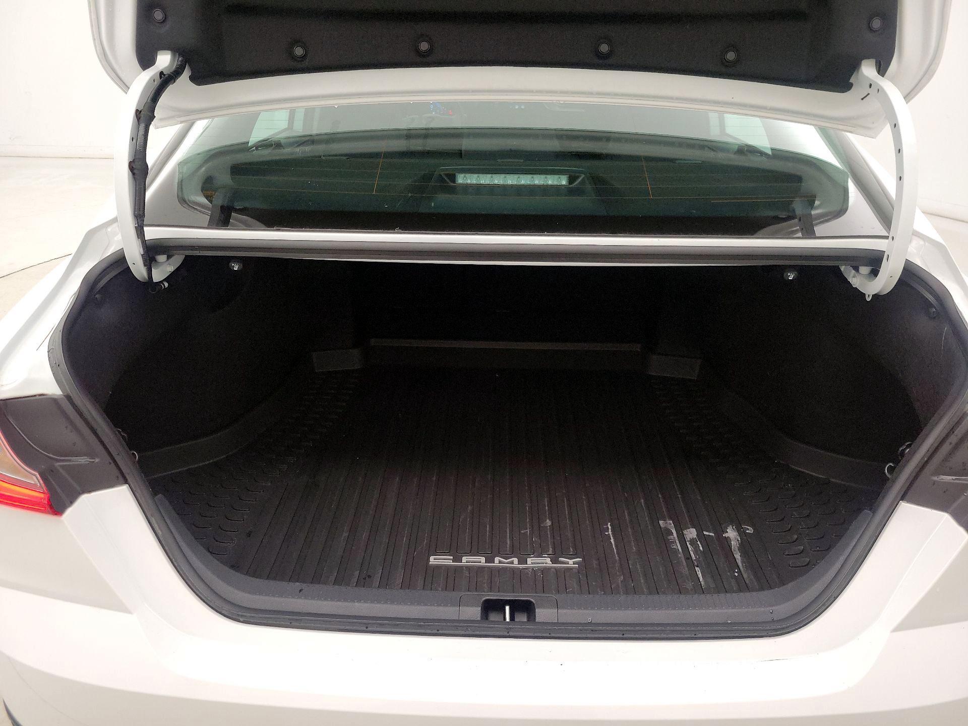 Thumbnail: 2025 Toyota Camry - 20