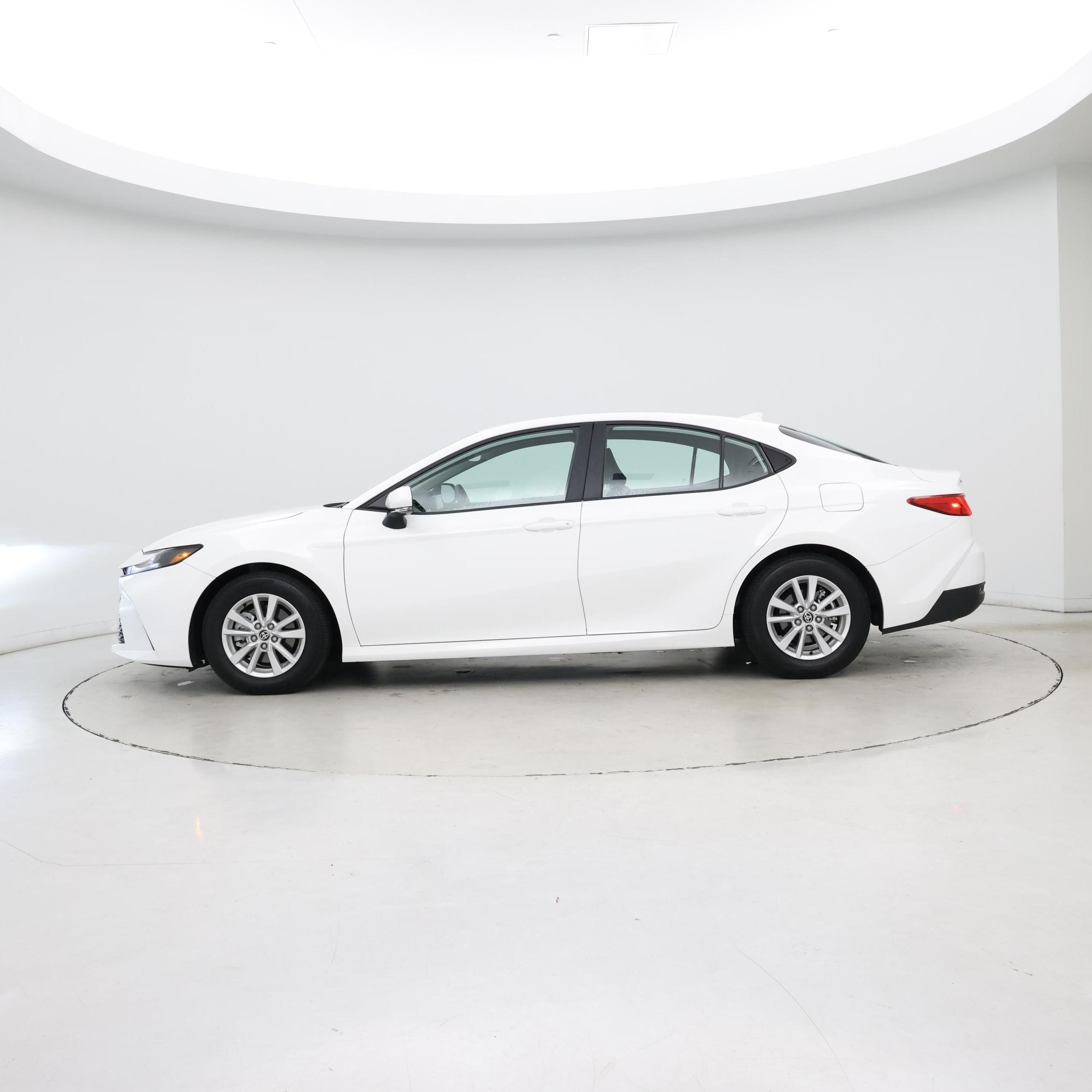 Thumbnail: 2025 Toyota Camry - 3