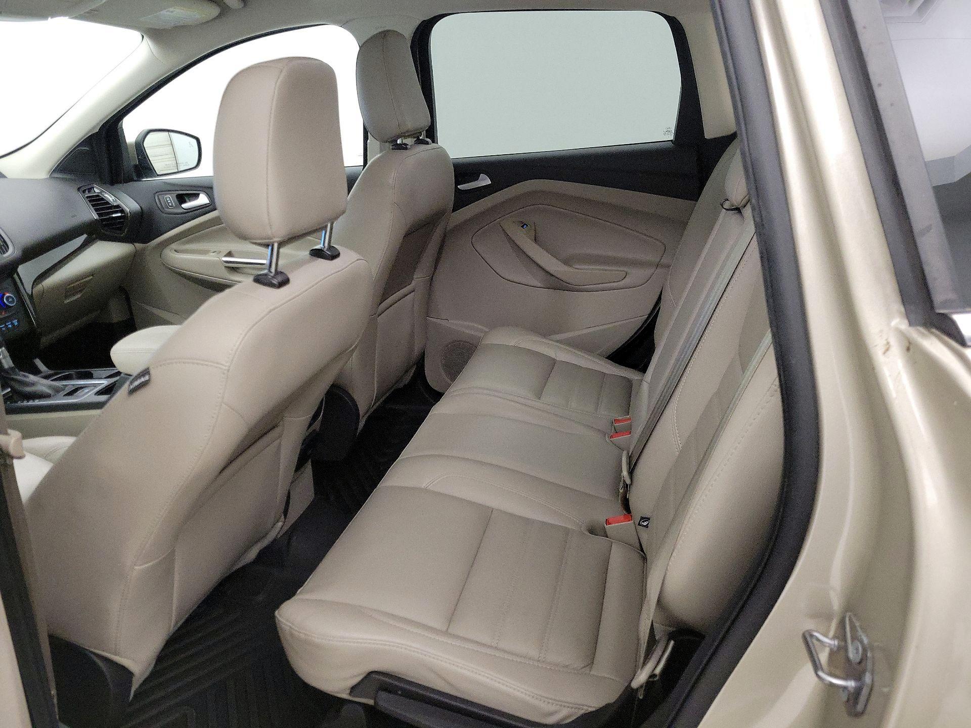 Thumbnail: 2018 Ford Escape - 19