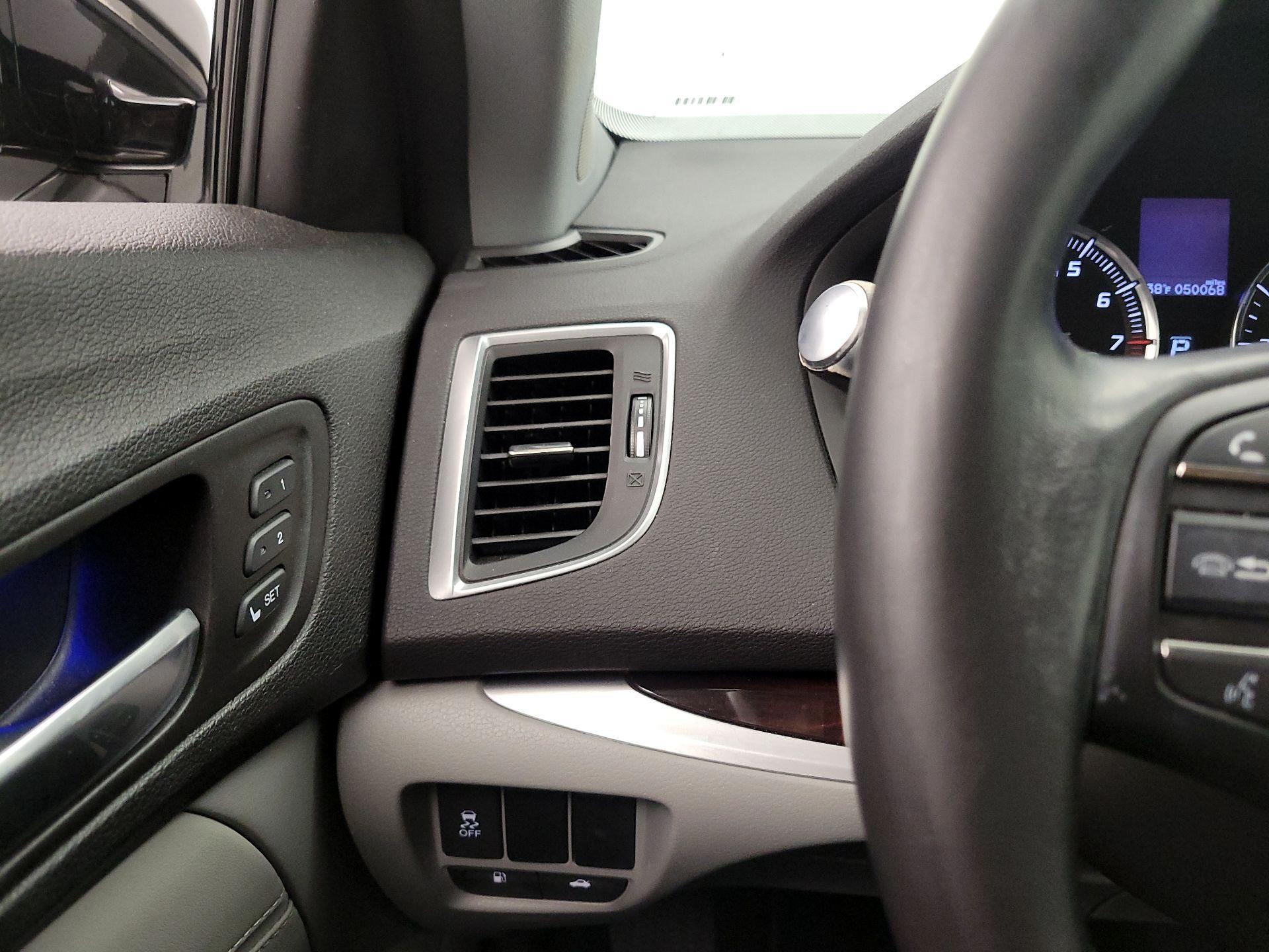 Thumbnail: 2015 Acura TLX - 13