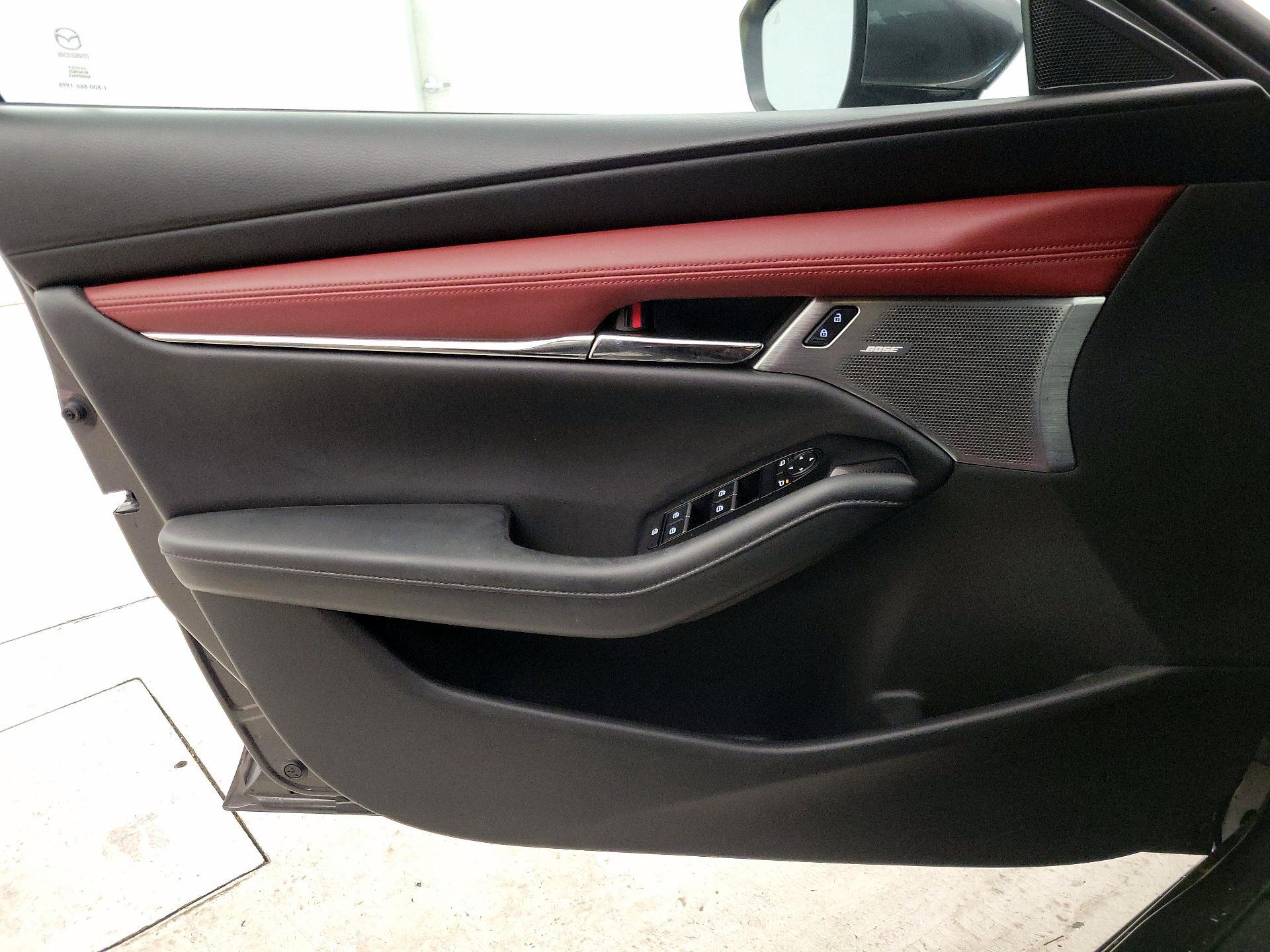 Thumbnail: 2022 Mazda Mazda3 - 12