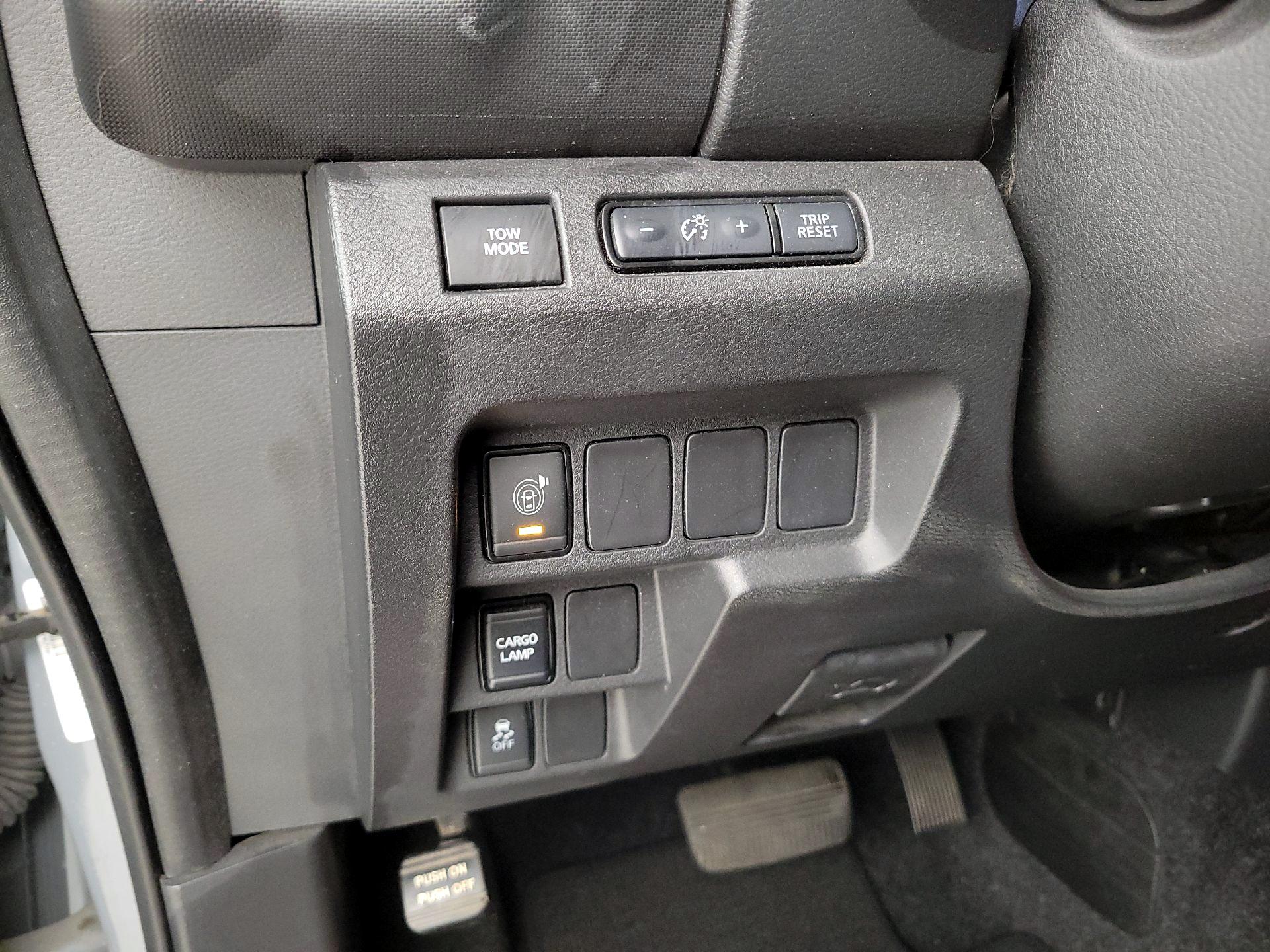 Thumbnail: 2022 Nissan Frontier - 13