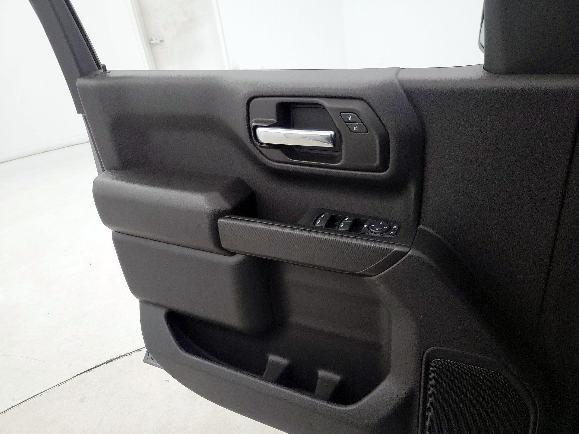 Thumbnail: 2022 Chevrolet Silverado 1500 - 12