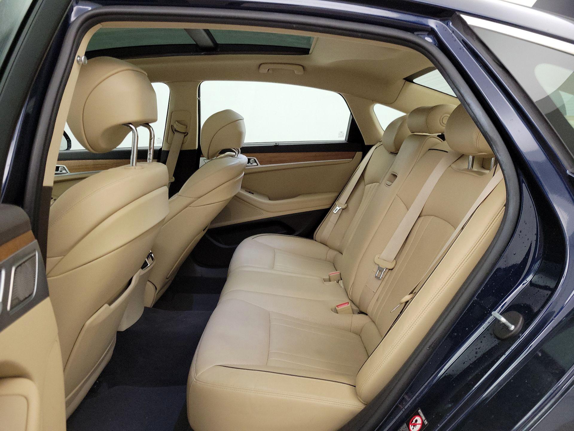 Thumbnail: 2019 Genesis G80 - 20