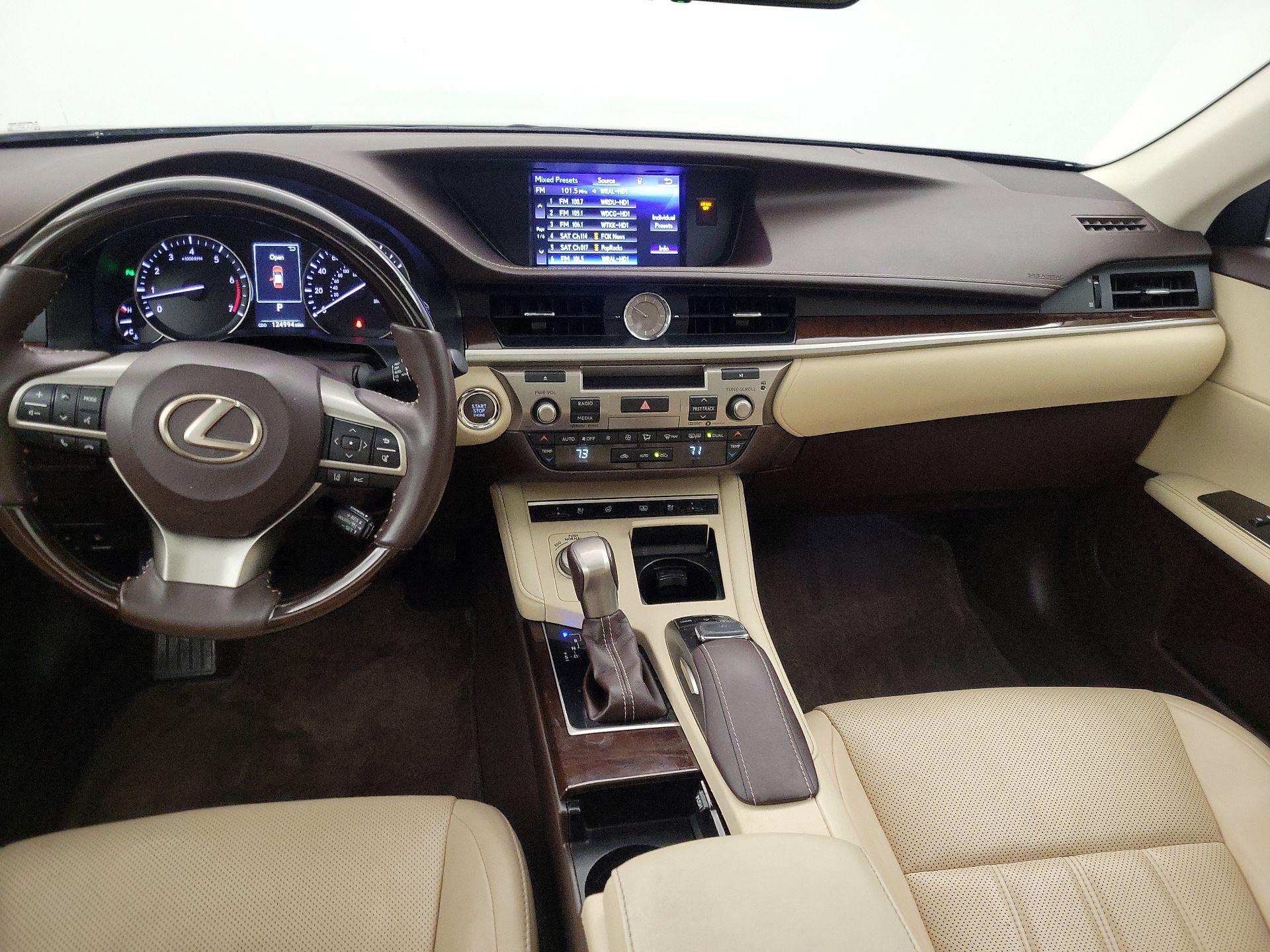 Thumbnail: 2018 Lexus ES - 9