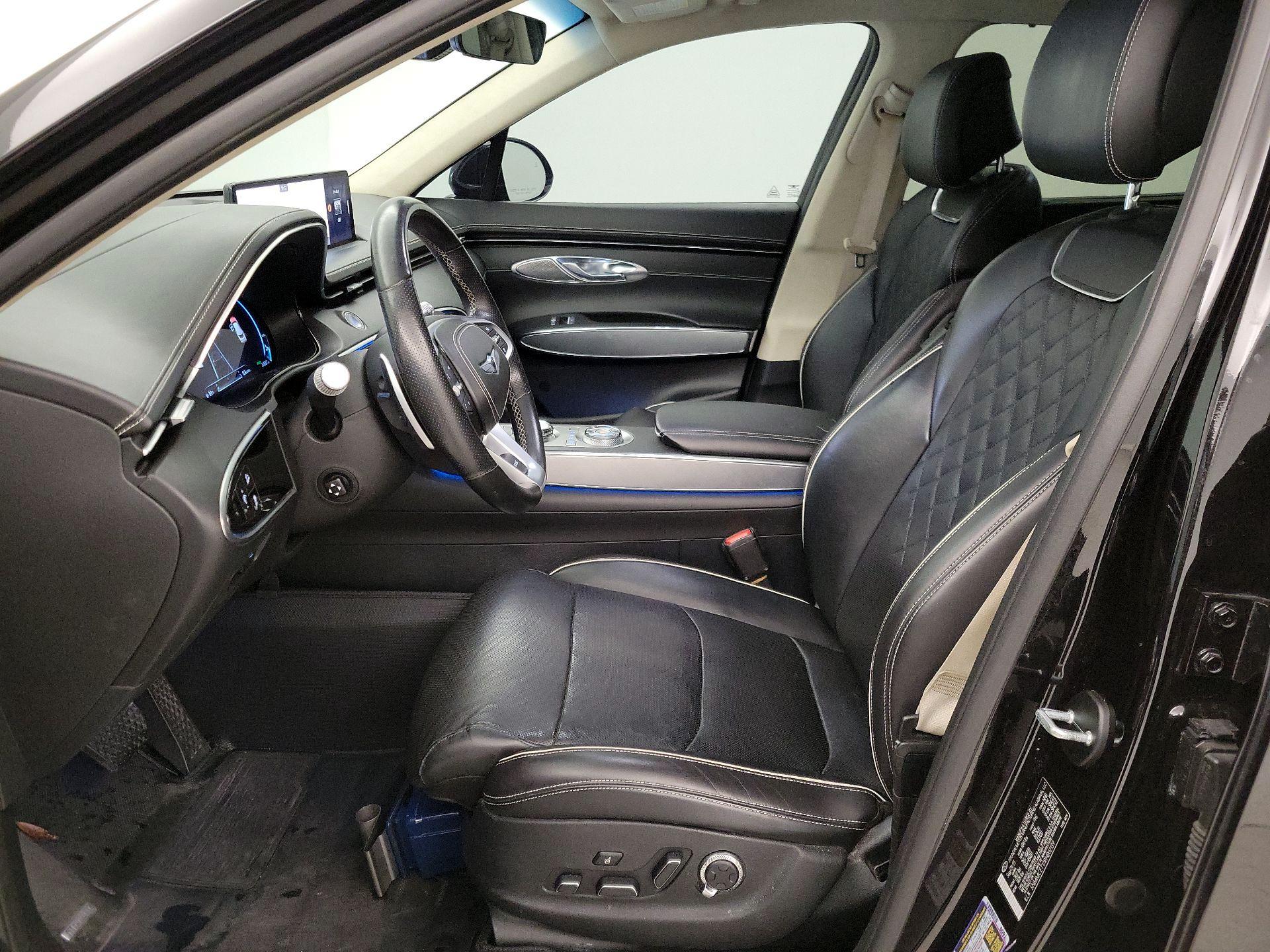 Thumbnail: 2024 Genesis GV70 - 11