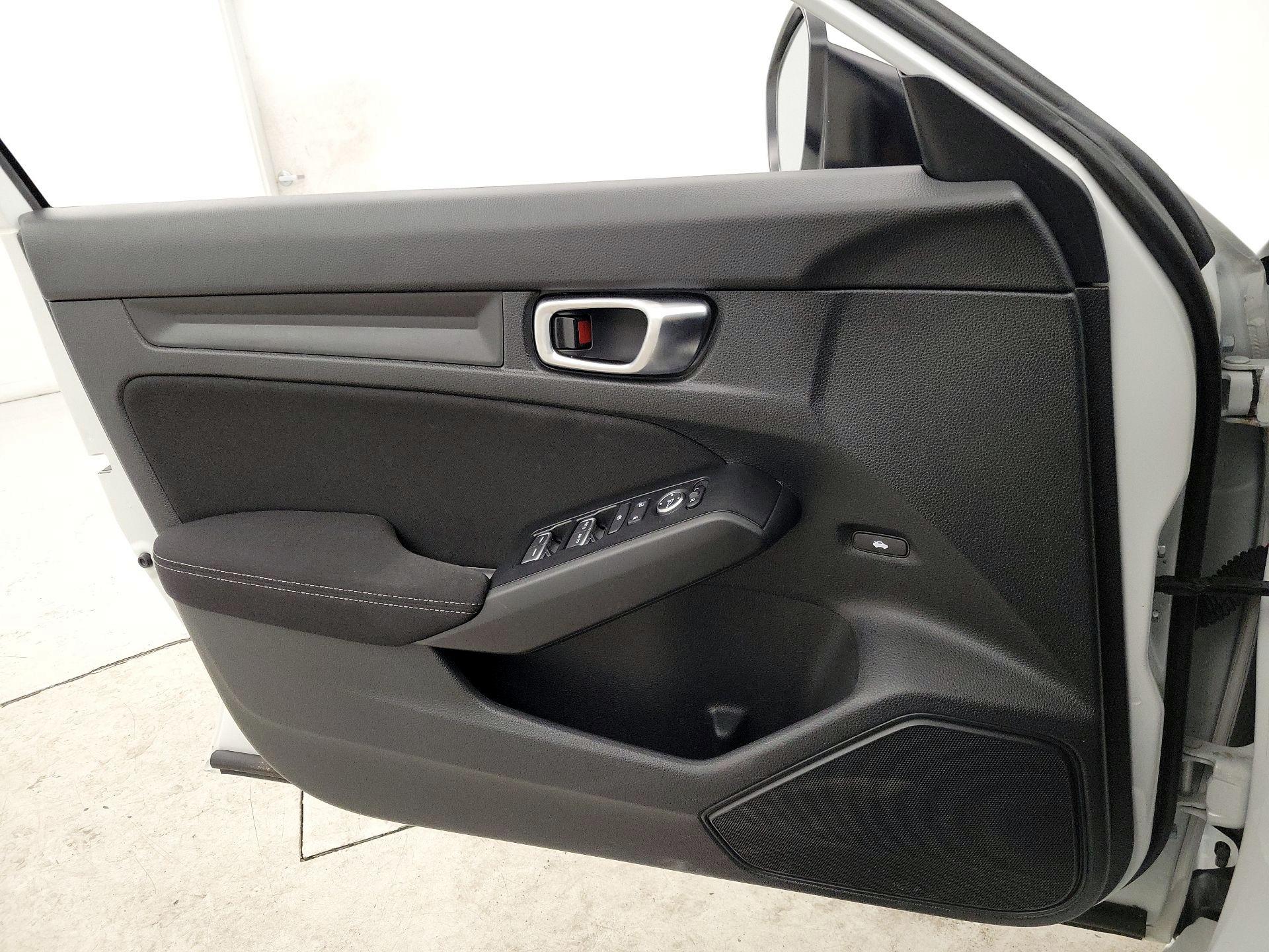 Thumbnail: 2024 Honda Civic - 12