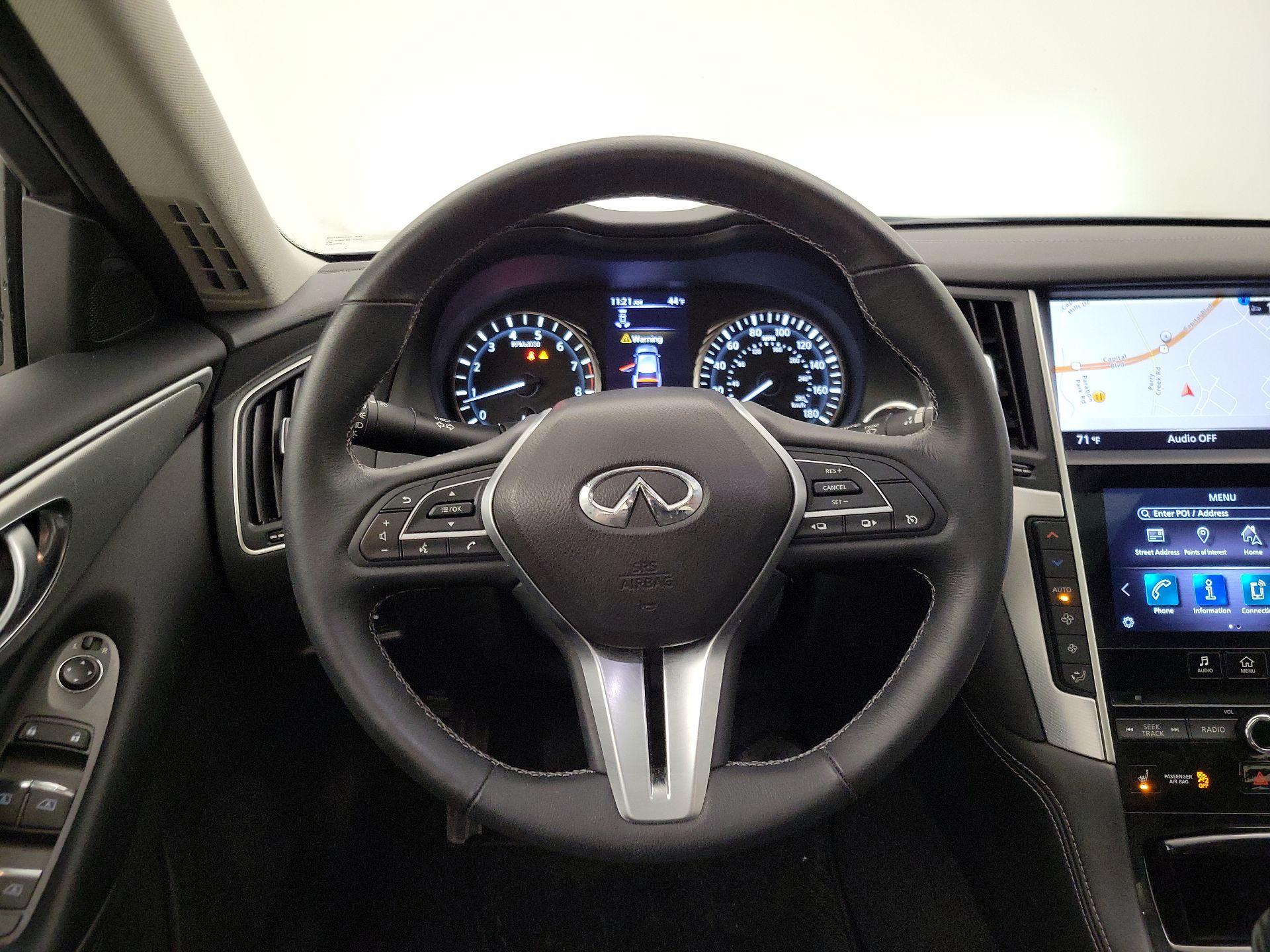 Thumbnail: 2020 INFINITI Q50 - 10