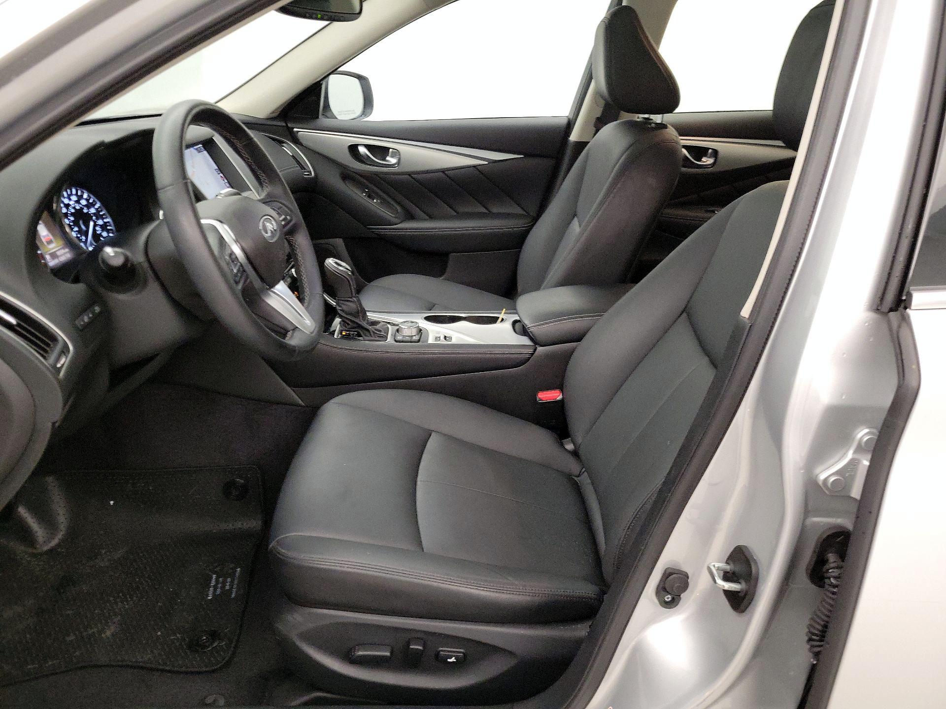 Thumbnail: 2020 INFINITI Q50 - 11