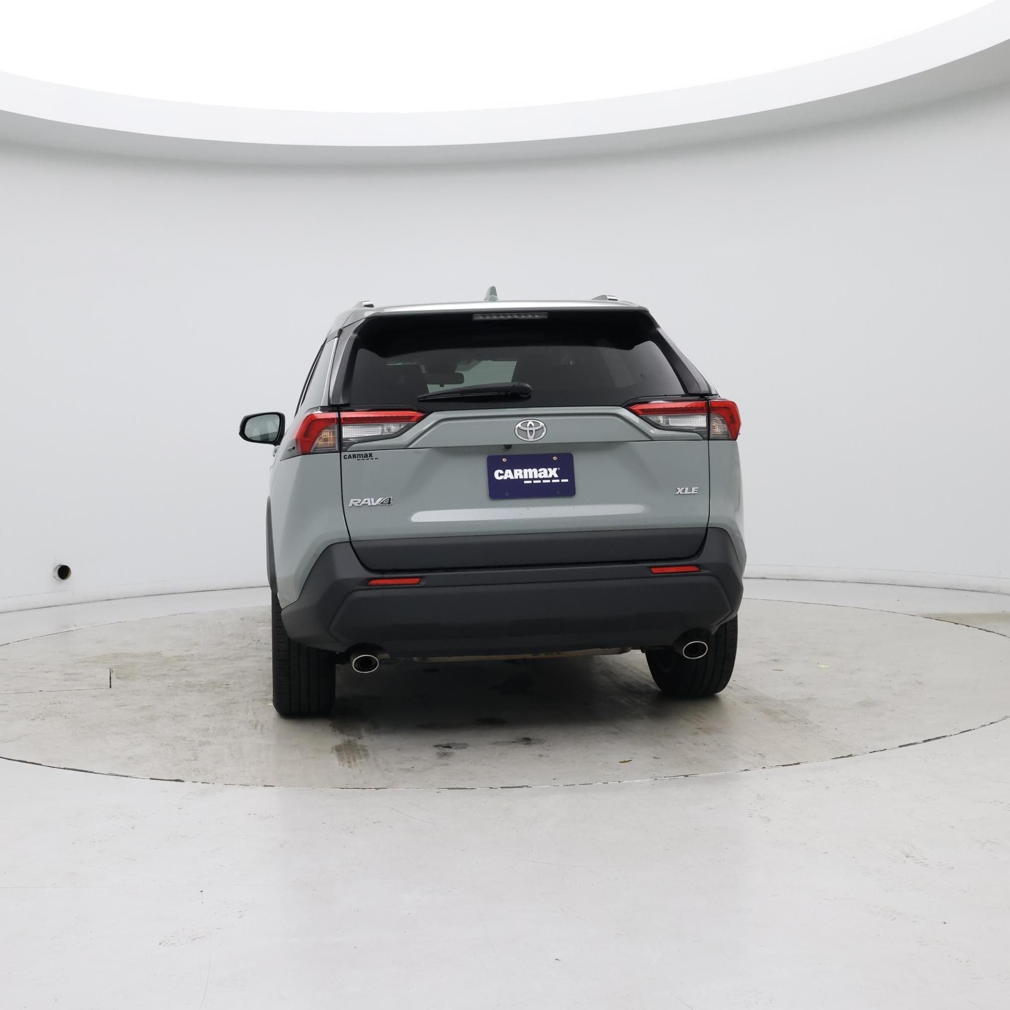 Thumbnail: 2019 Toyota RAV4 - 6