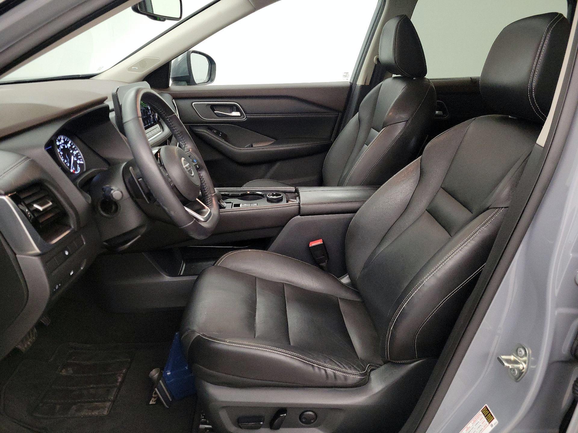 Thumbnail: 2021 Nissan Rogue - 11