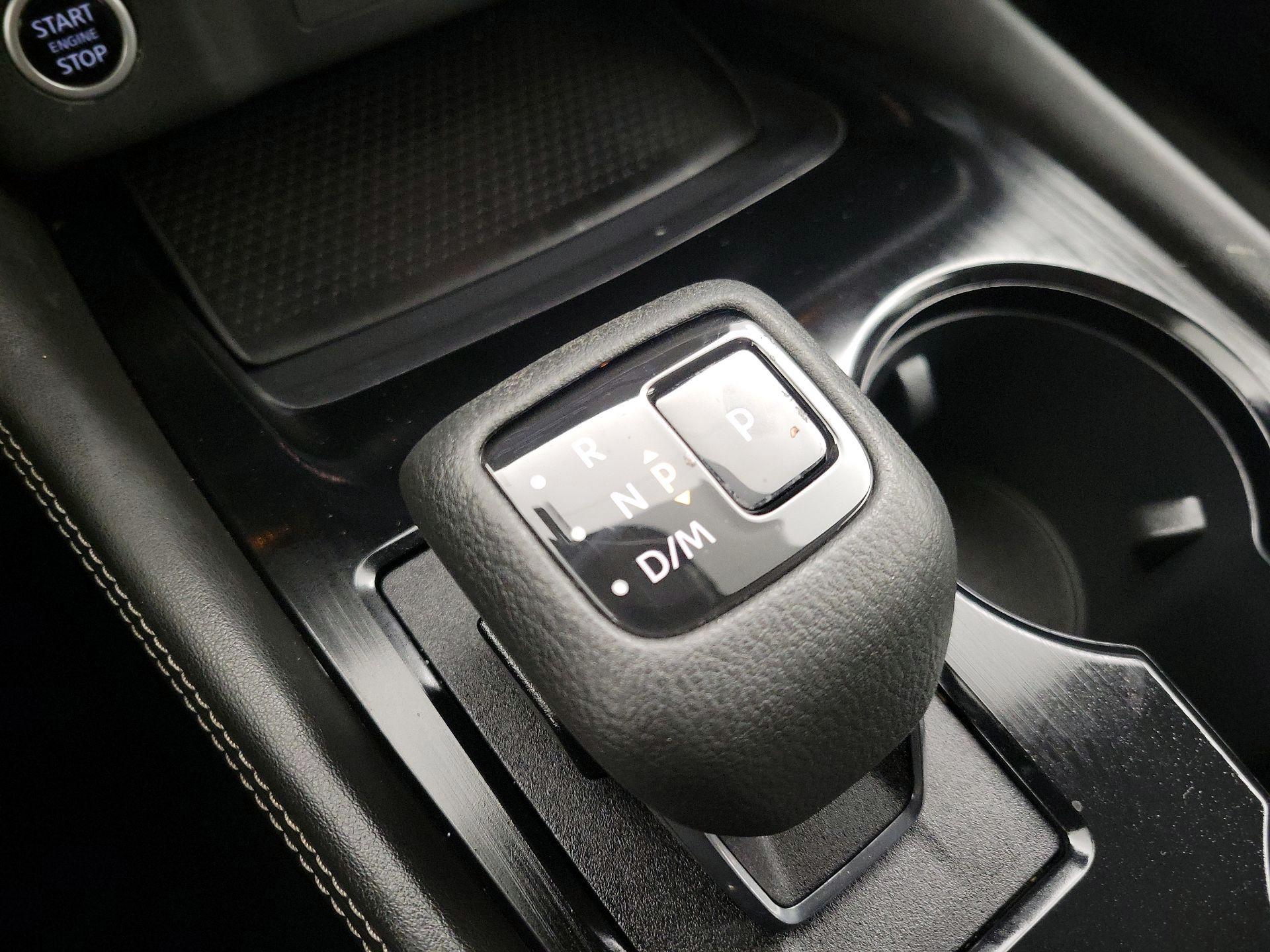 Thumbnail: 2021 Nissan Rogue - 18