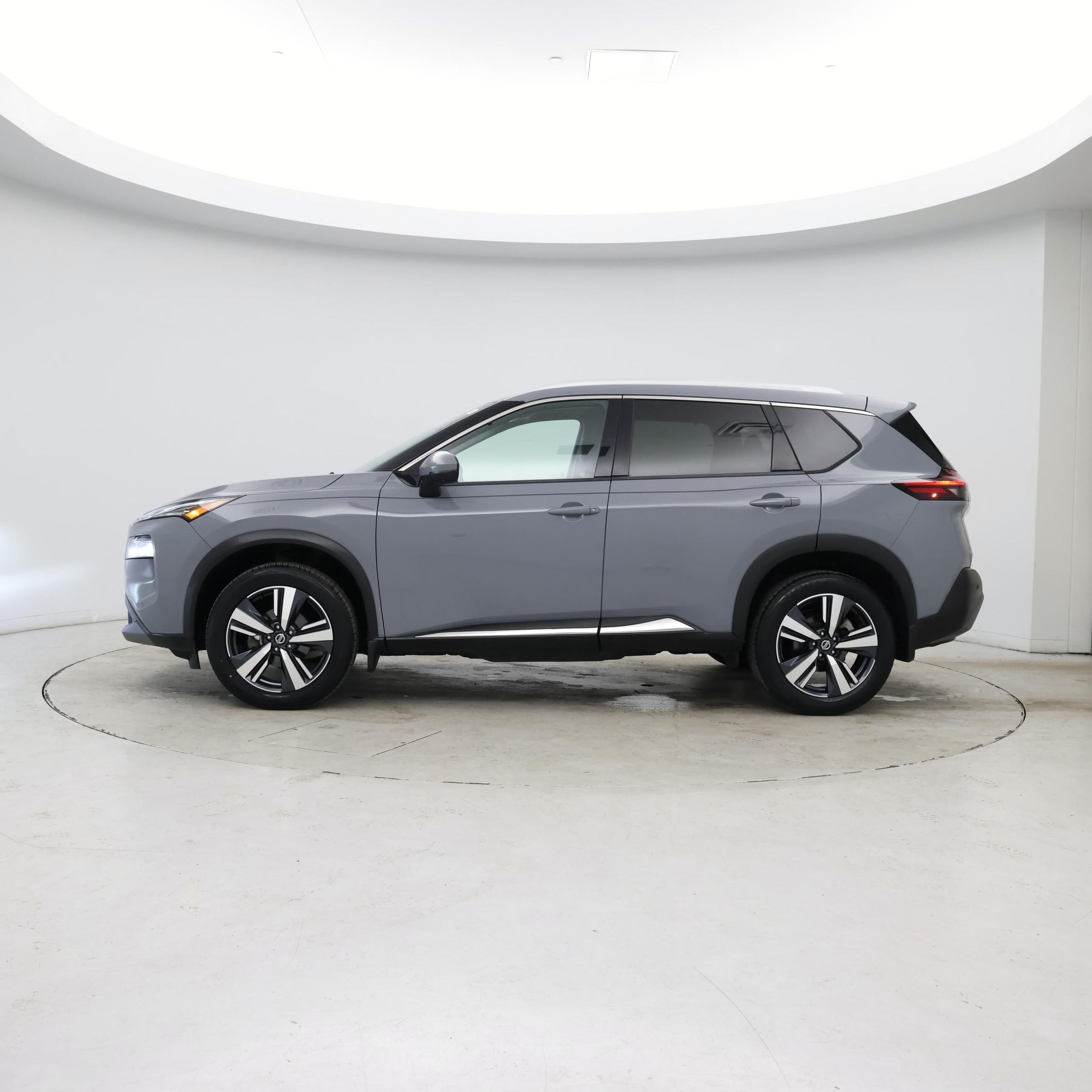 Thumbnail: 2021 Nissan Rogue - 3