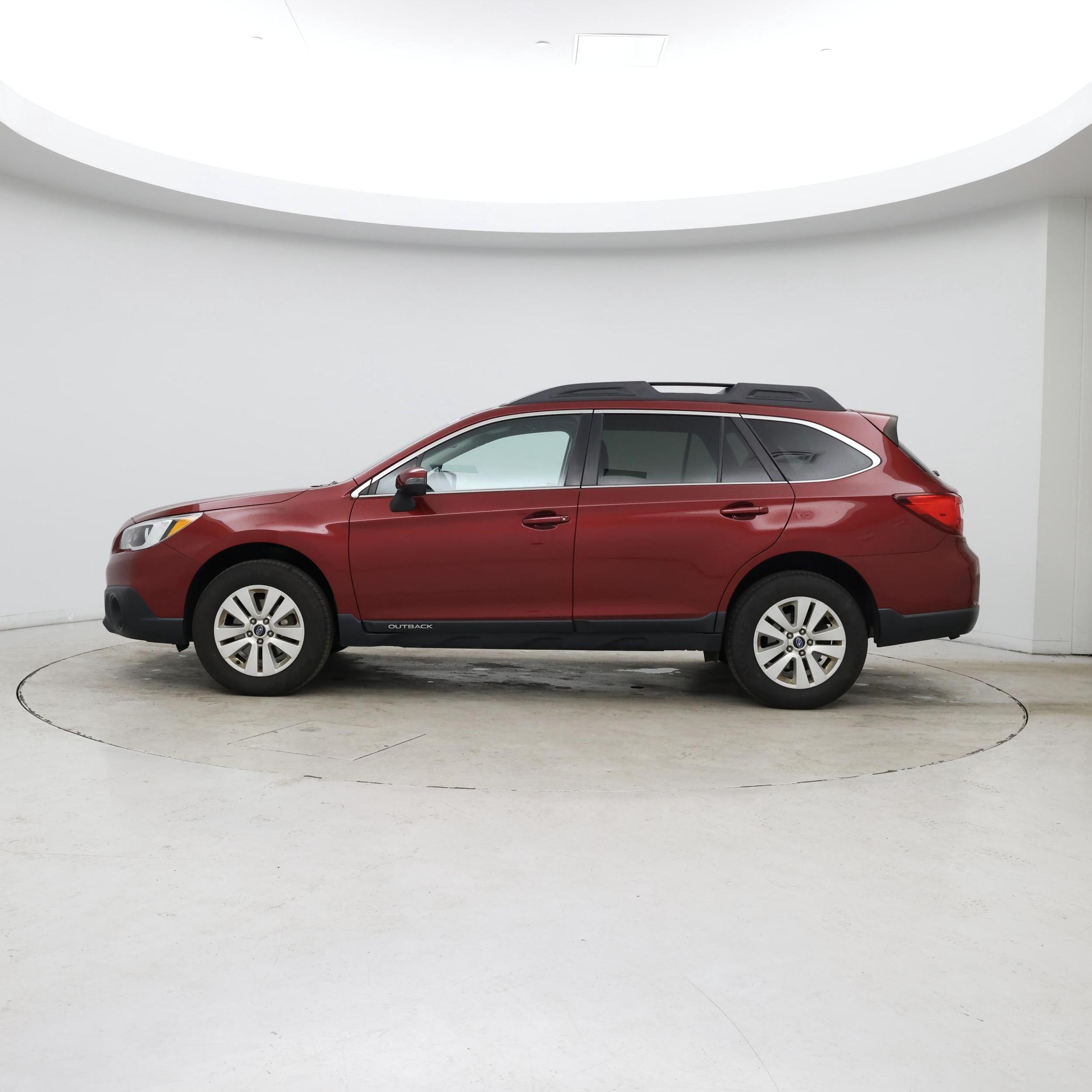 Thumbnail: 2016 Subaru Outback - 3