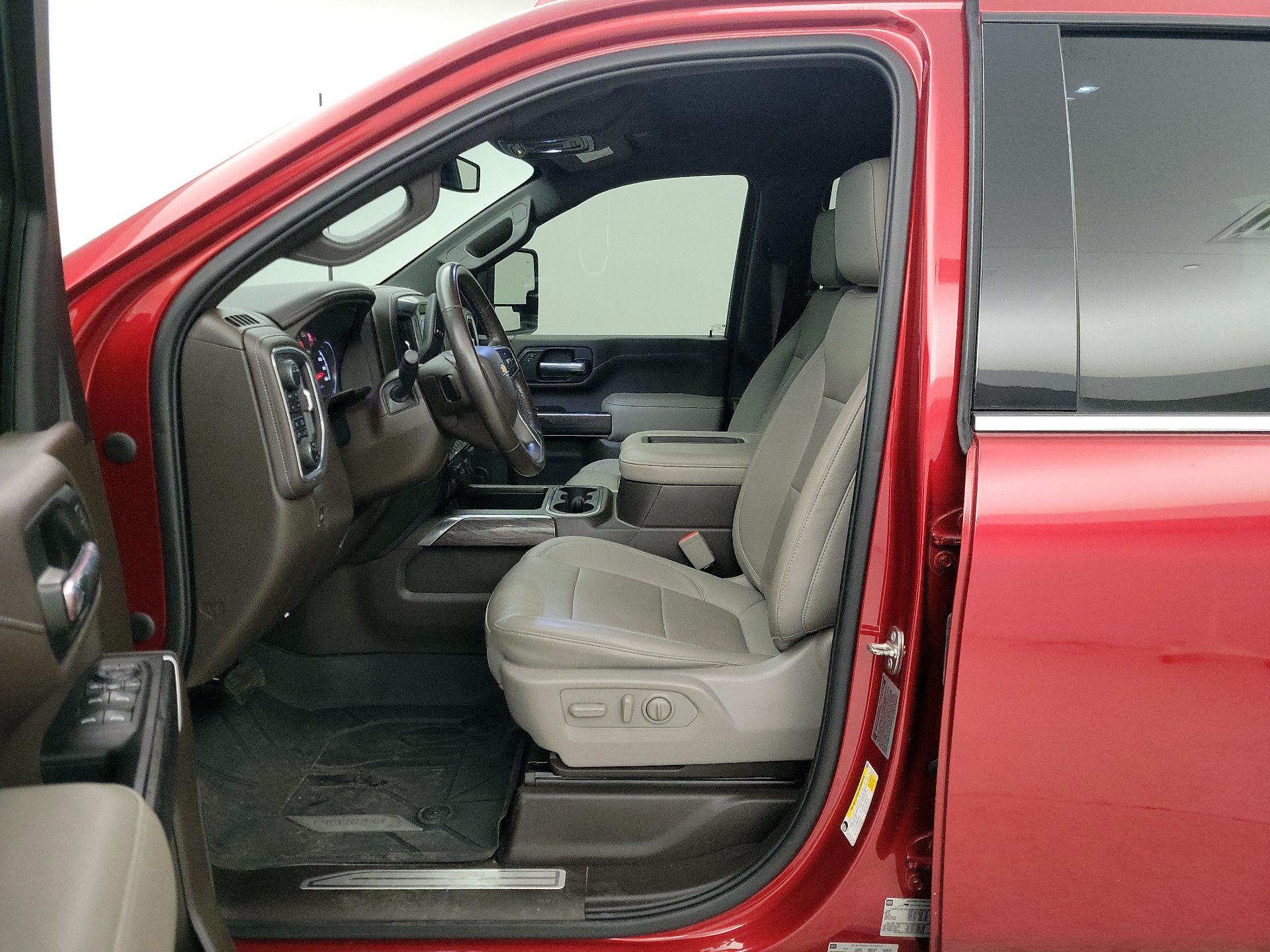 Thumbnail: 2022 Chevrolet Silverado 3500 - 11