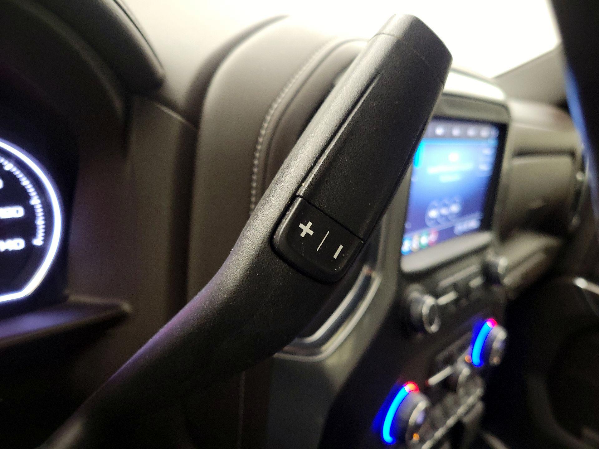 Thumbnail: 2022 Chevrolet Silverado 3500 - 17