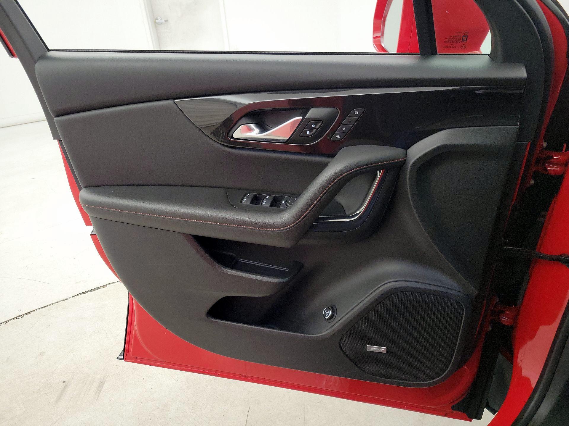 Thumbnail: 2020 Chevrolet Blazer - 12