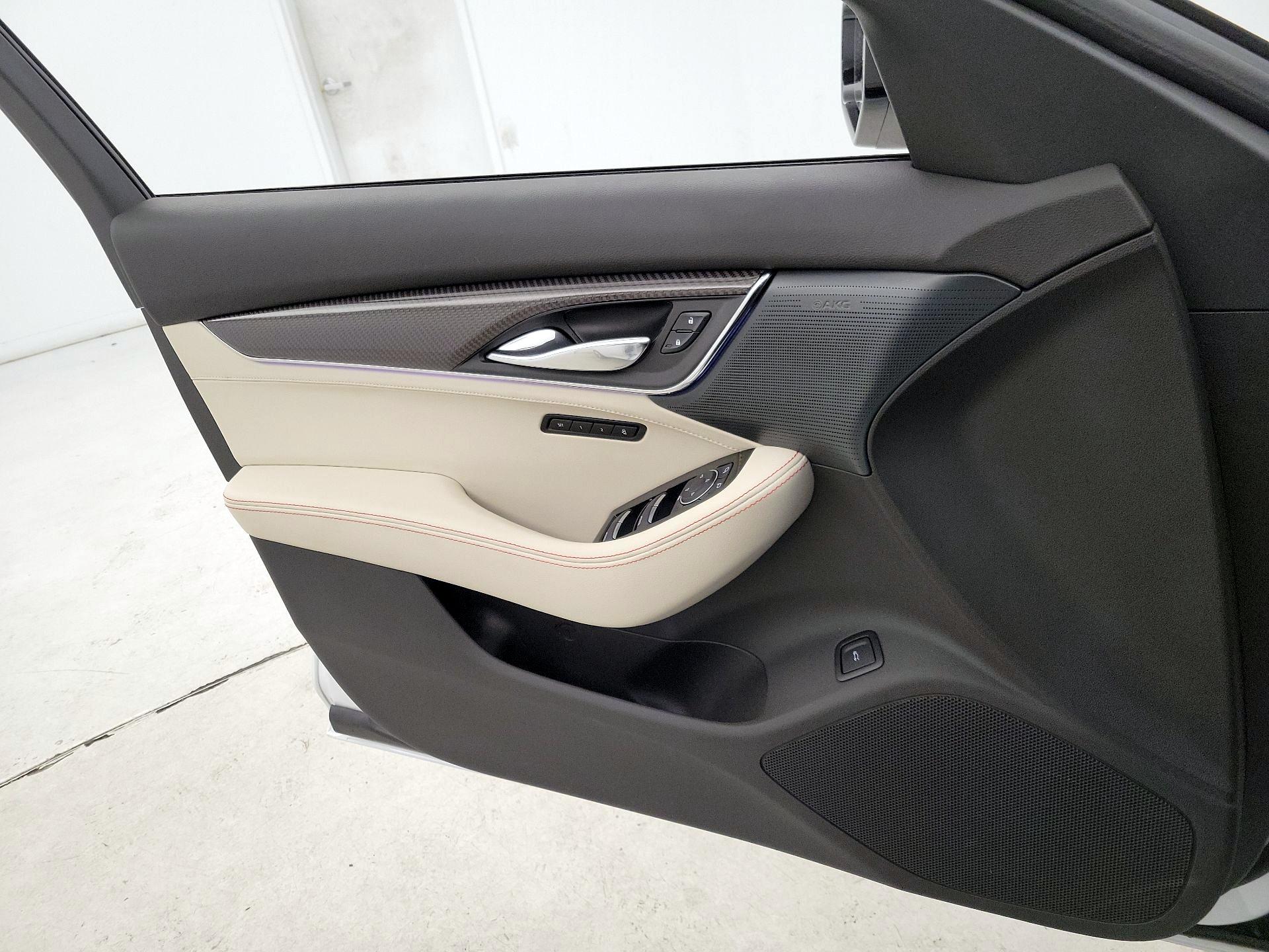 Thumbnail: 2025 Cadillac CT5 - 12