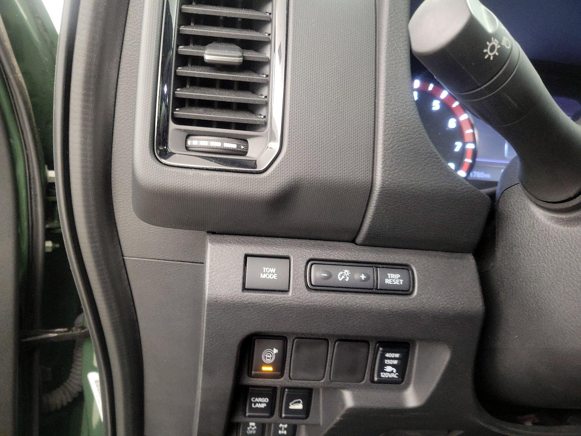 Thumbnail: 2022 Nissan Frontier - 13