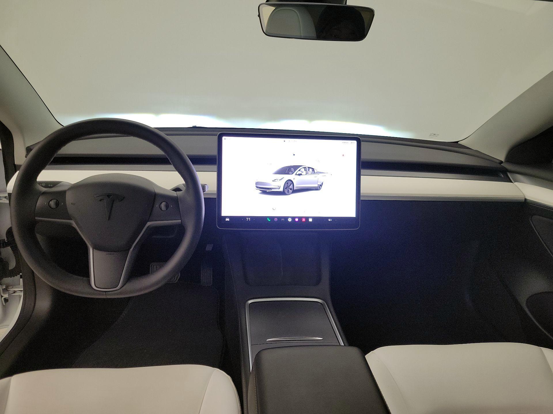 Thumbnail: 2023 Tesla Model 3 - 9