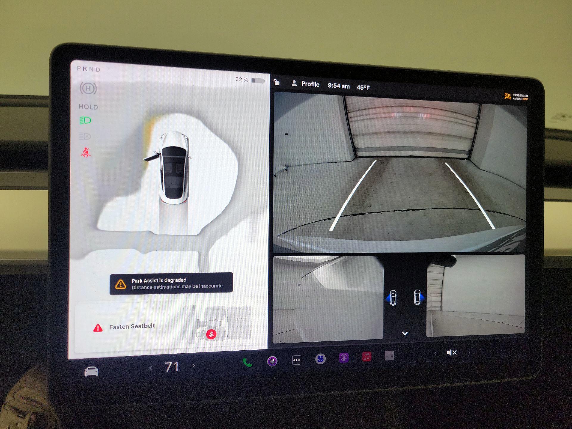 Thumbnail: 2023 Tesla Model 3 - 13