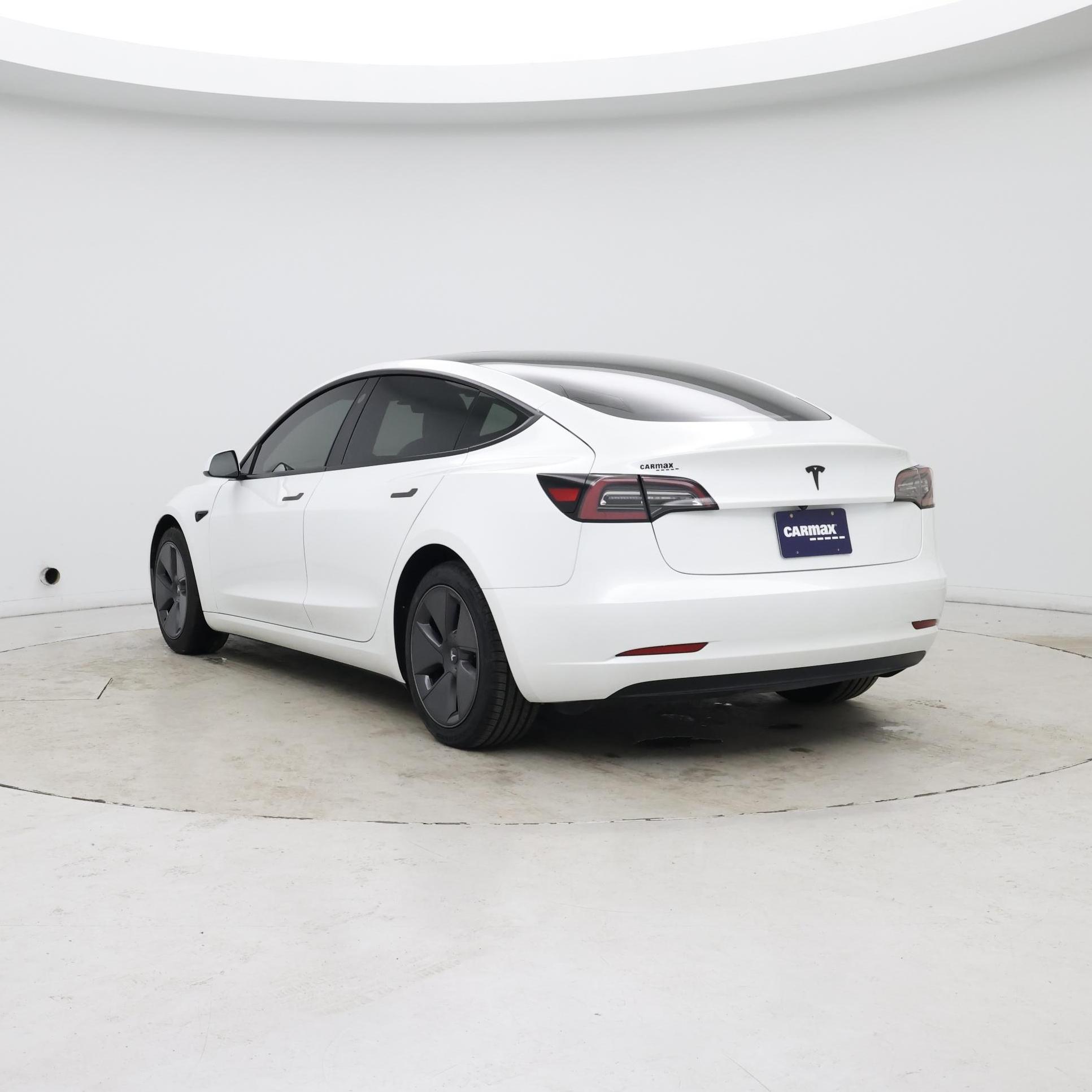 Thumbnail: 2023 Tesla Model 3 - 2