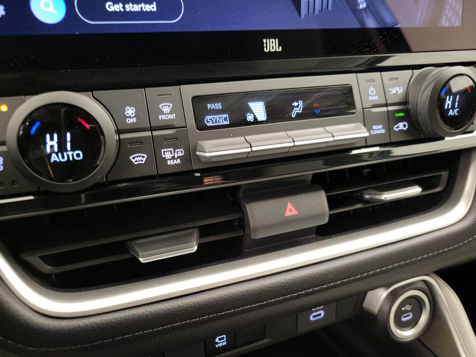 Thumbnail: 2026 Toyota Highlander - 16