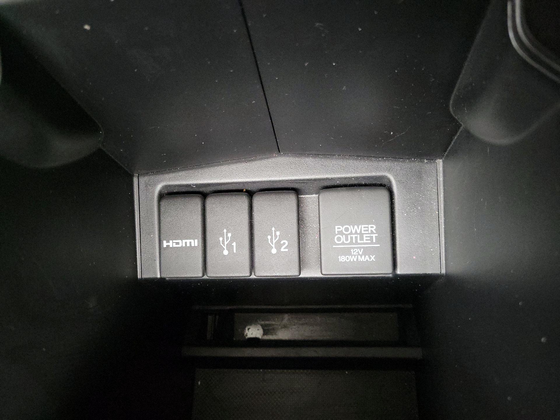 Thumbnail: 2016 Honda CR-V - 18