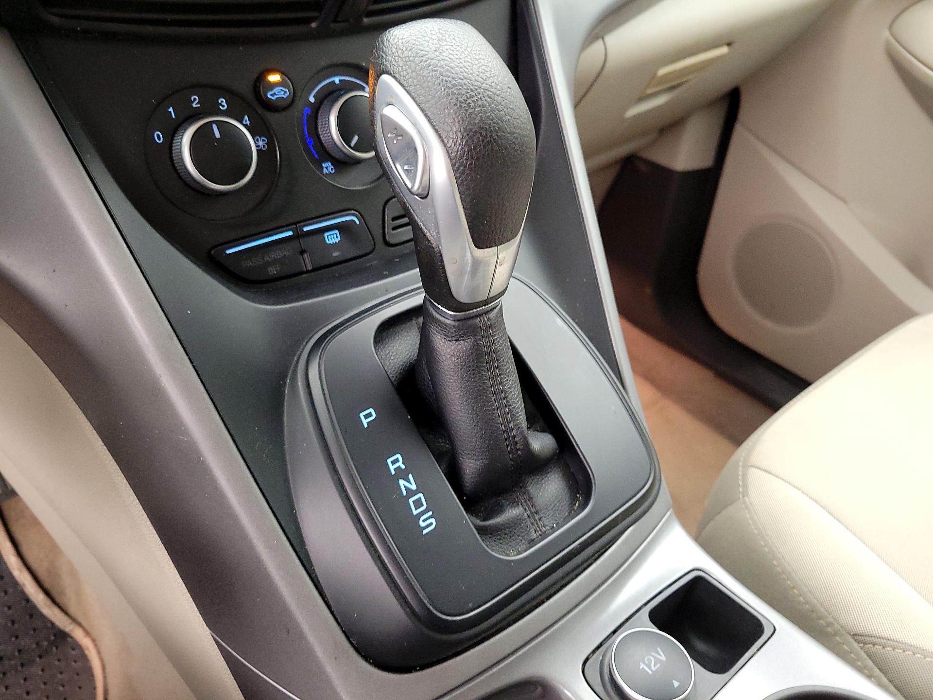 Thumbnail: 2014 Ford Escape - 17