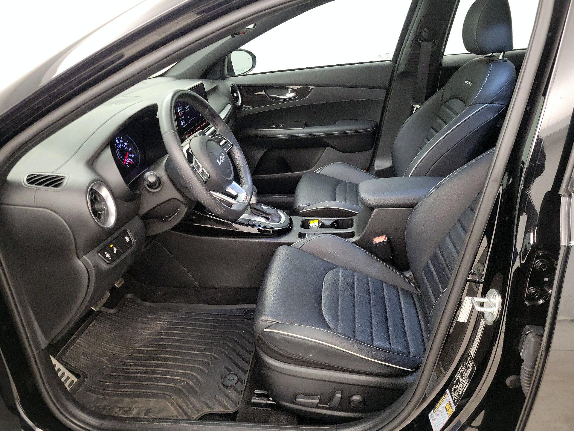 Thumbnail: 2023 Kia Forte - 11