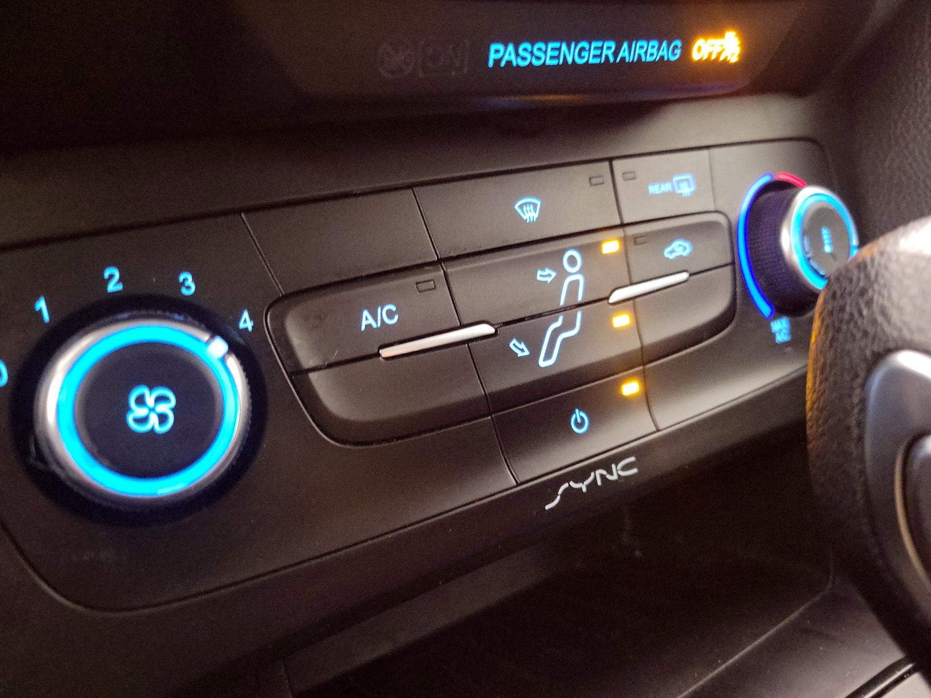 Thumbnail: 2018 Ford Focus - 16