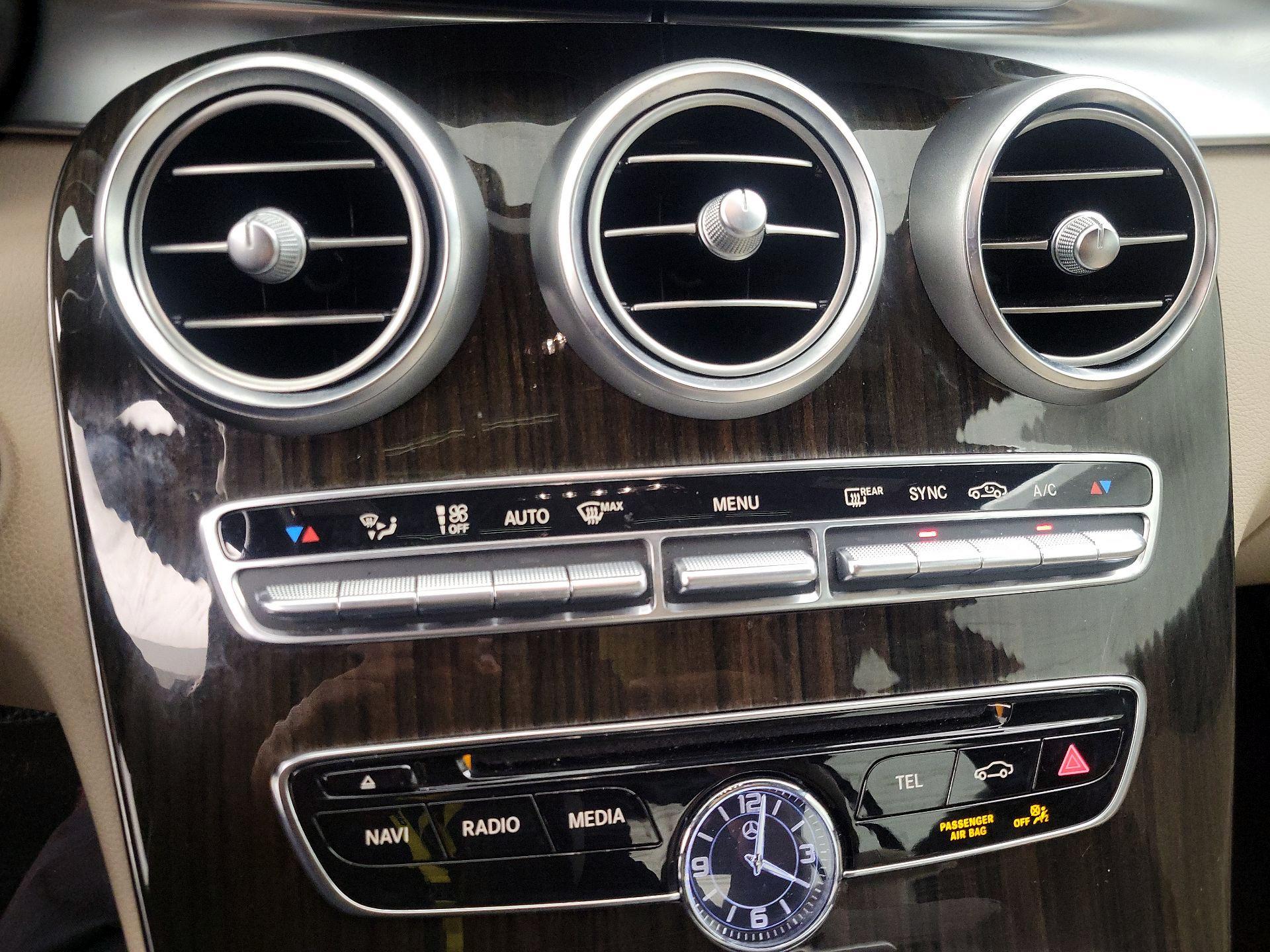 Thumbnail: 2018 Mercedes-Benz C-Class - 16