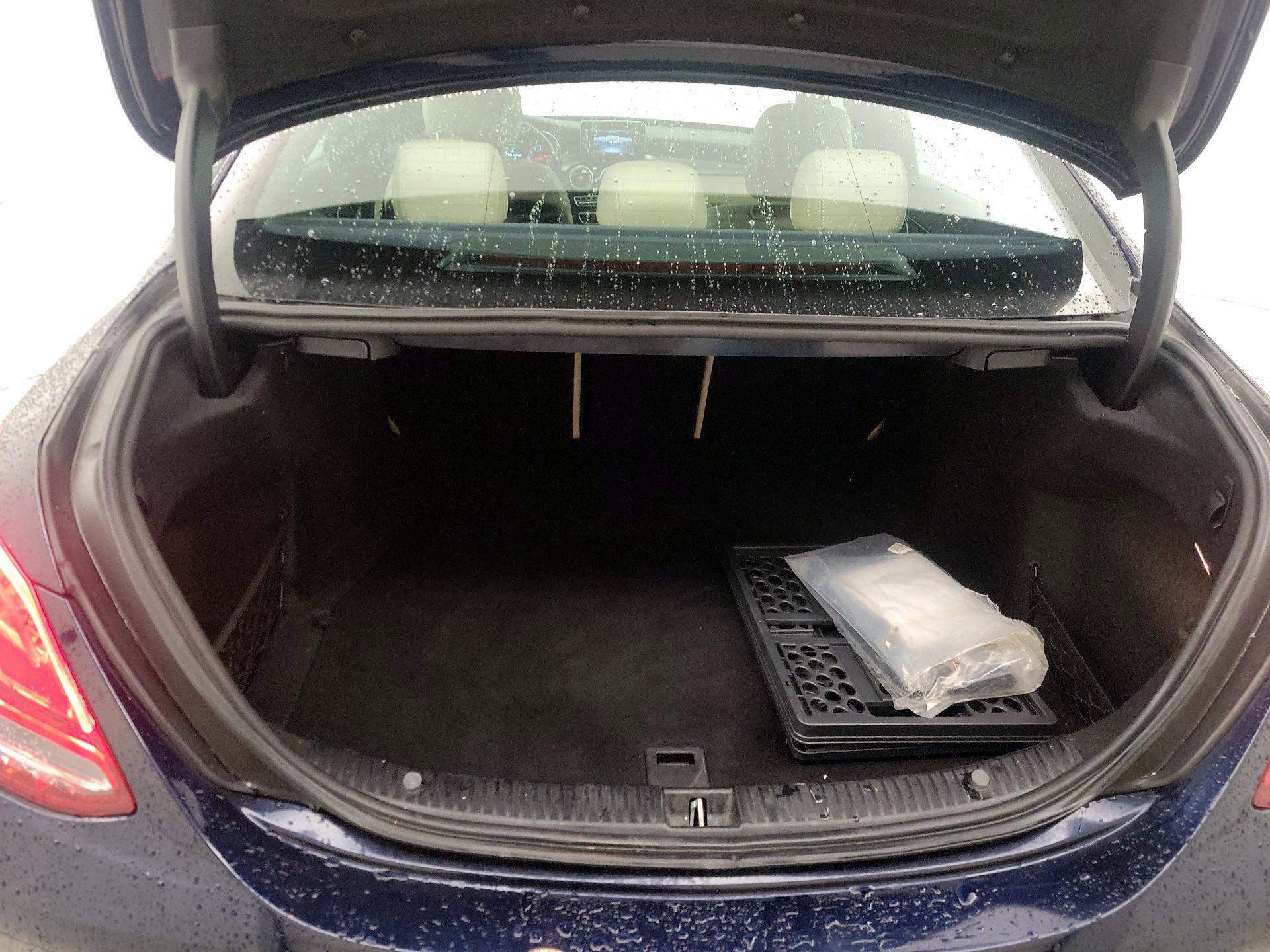 Thumbnail: 2018 Mercedes-Benz C-Class - 20