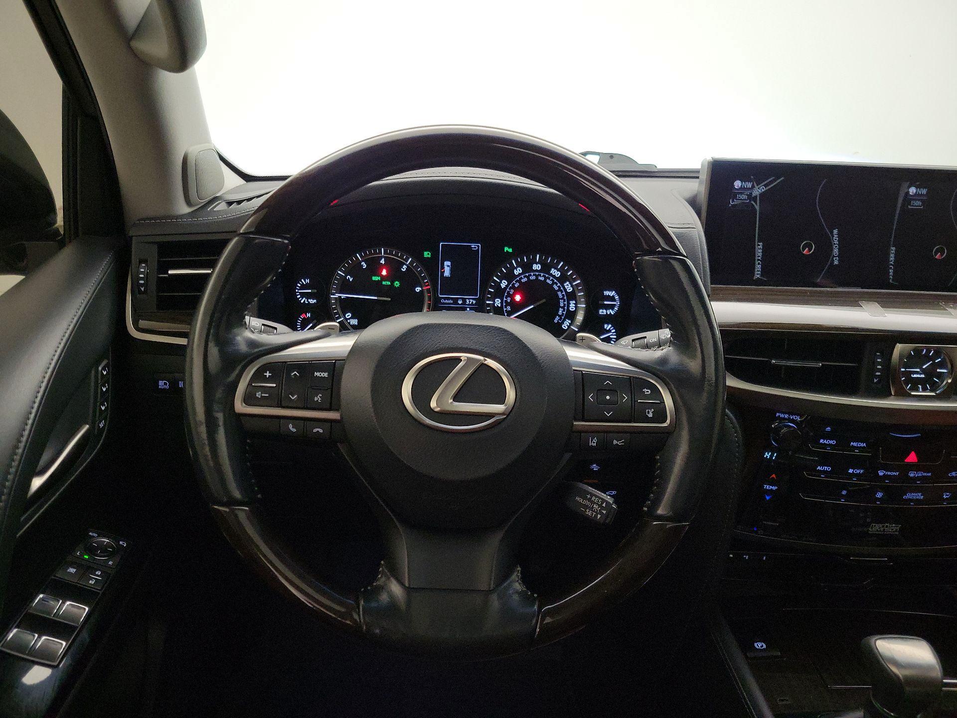 Thumbnail: 2017 Lexus LX - 10