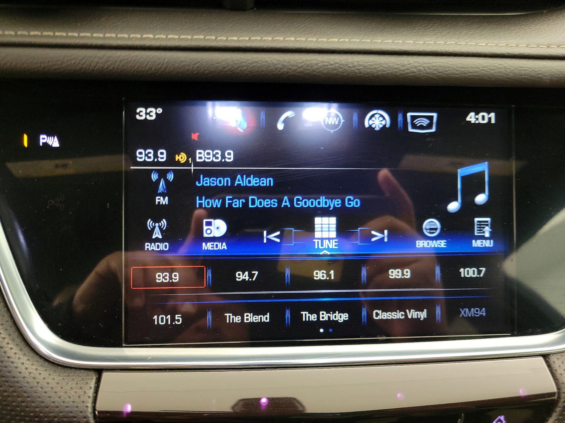 Thumbnail: 2017 Cadillac XT5 - 15