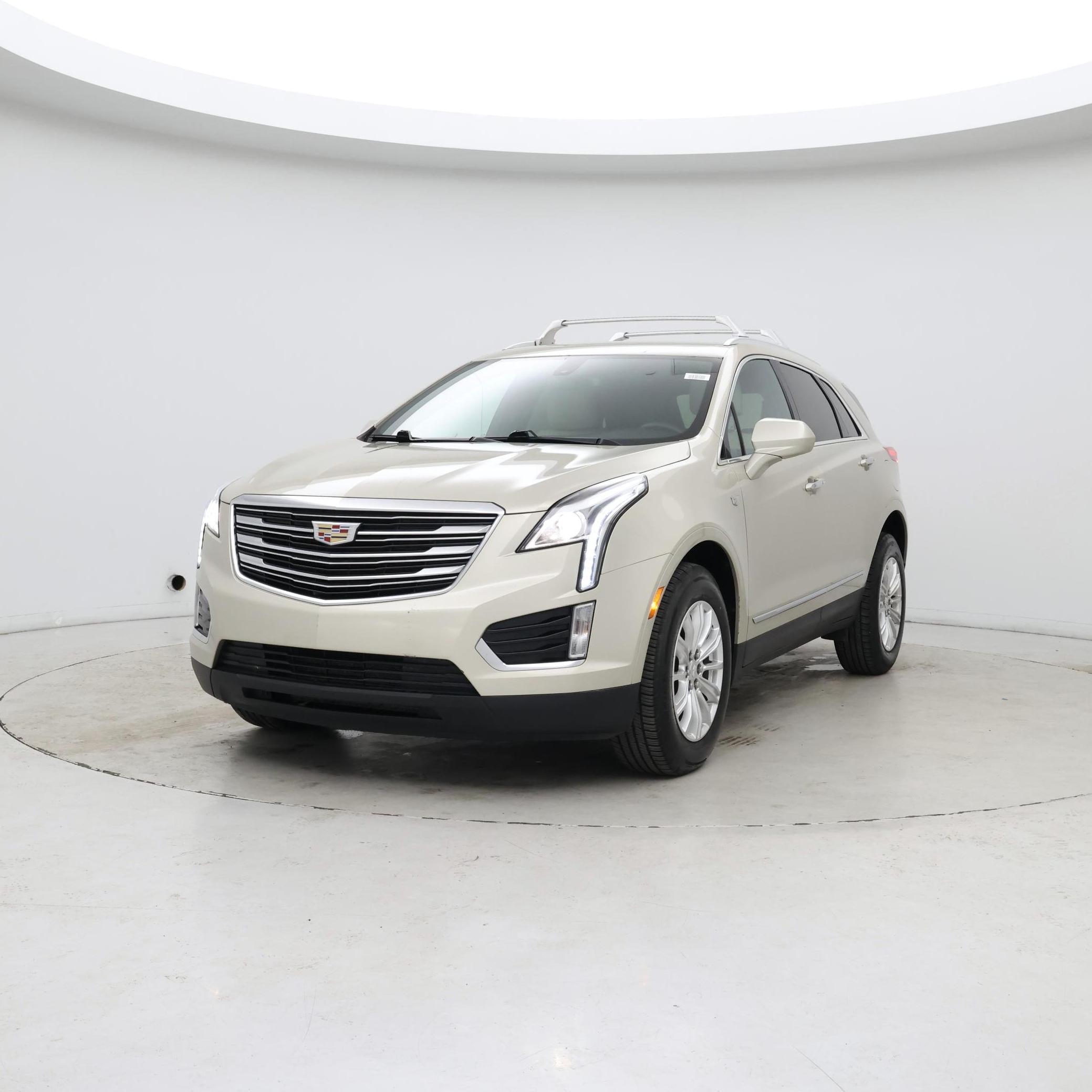 Thumbnail: 2017 Cadillac XT5 - 4