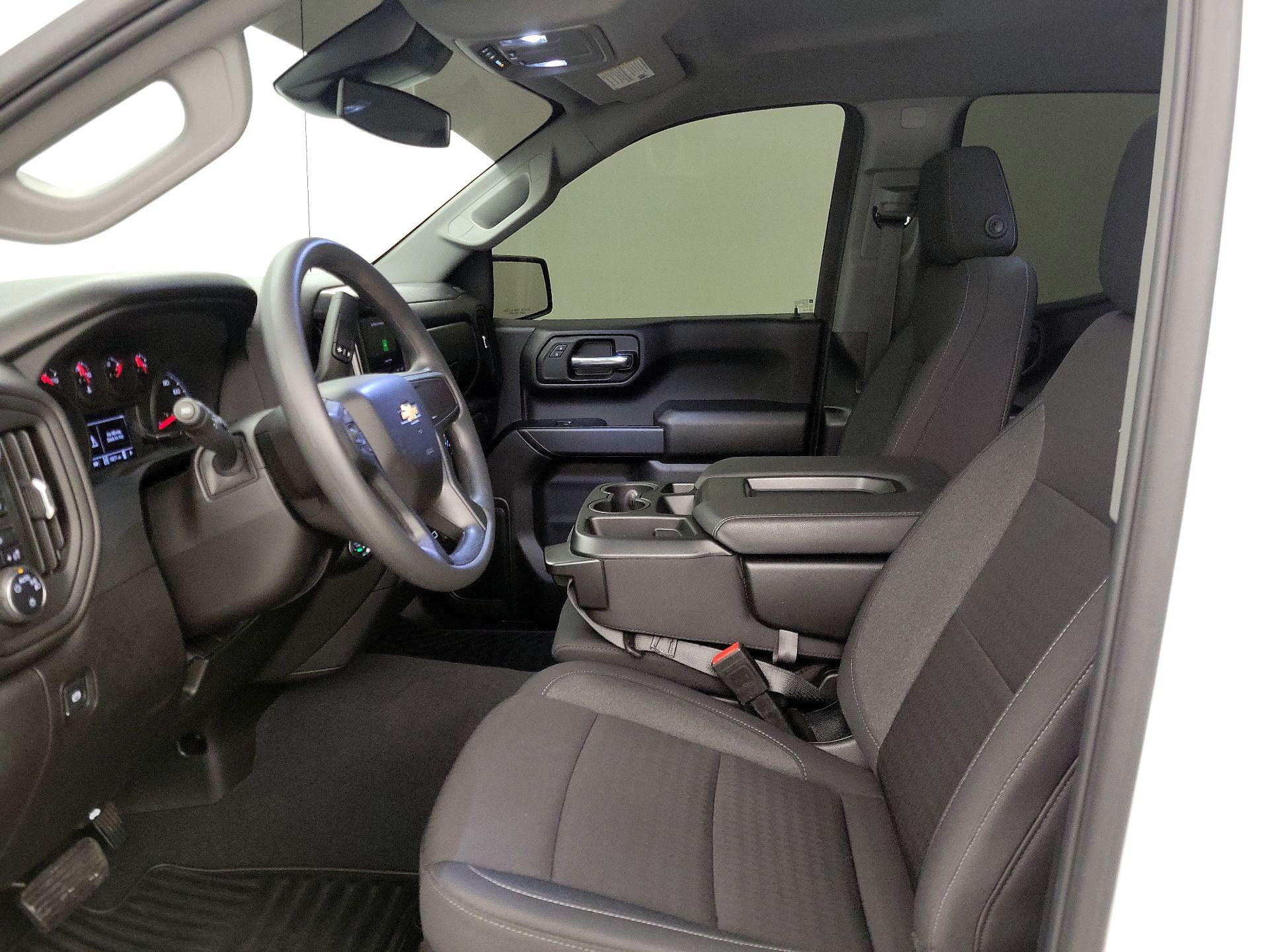 Thumbnail: 2025 Chevrolet Silverado 1500 - 11